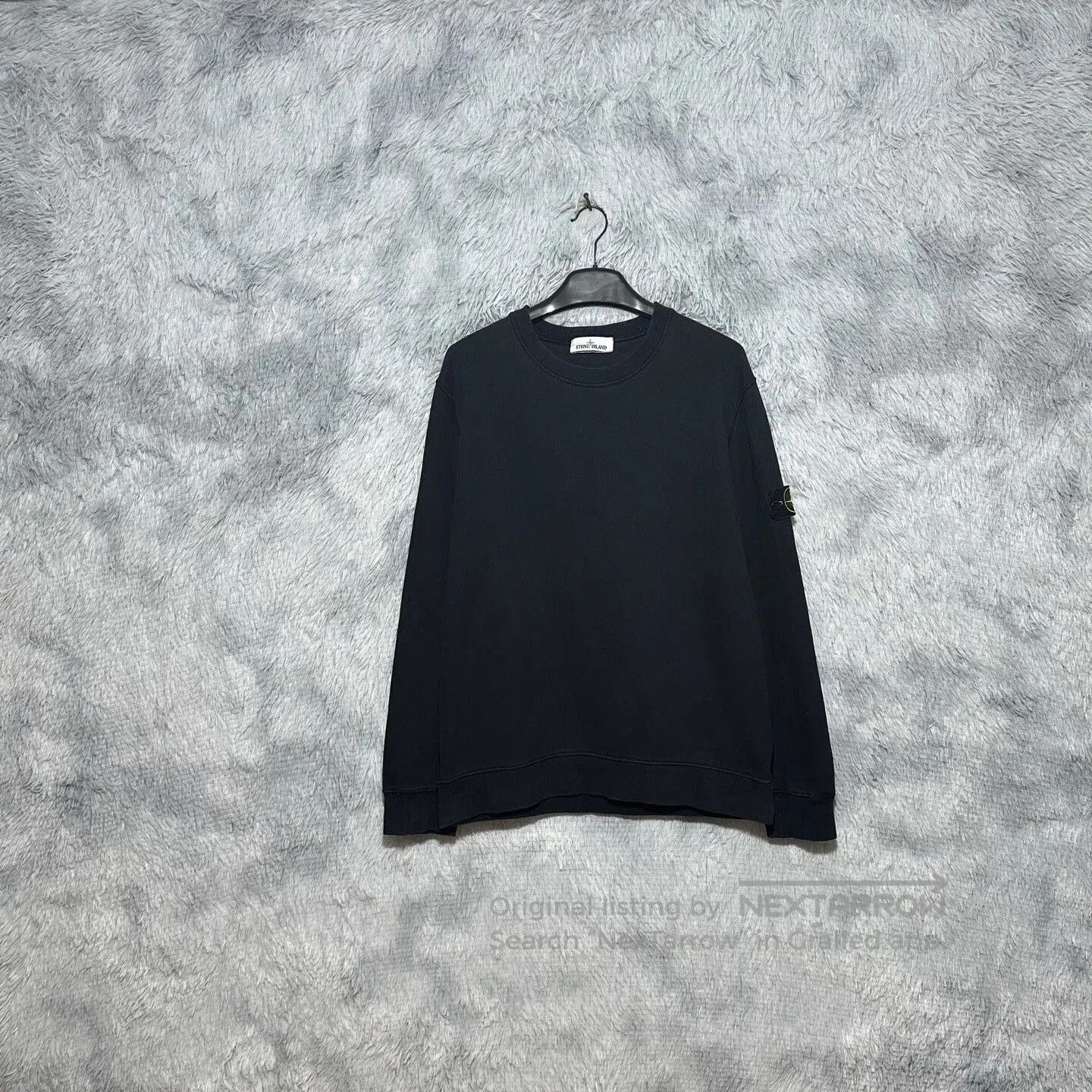 Stone Island black crew neck sweatshirt by stone island. Size US XL / EU 56 / 4 - 1 Thumbnail