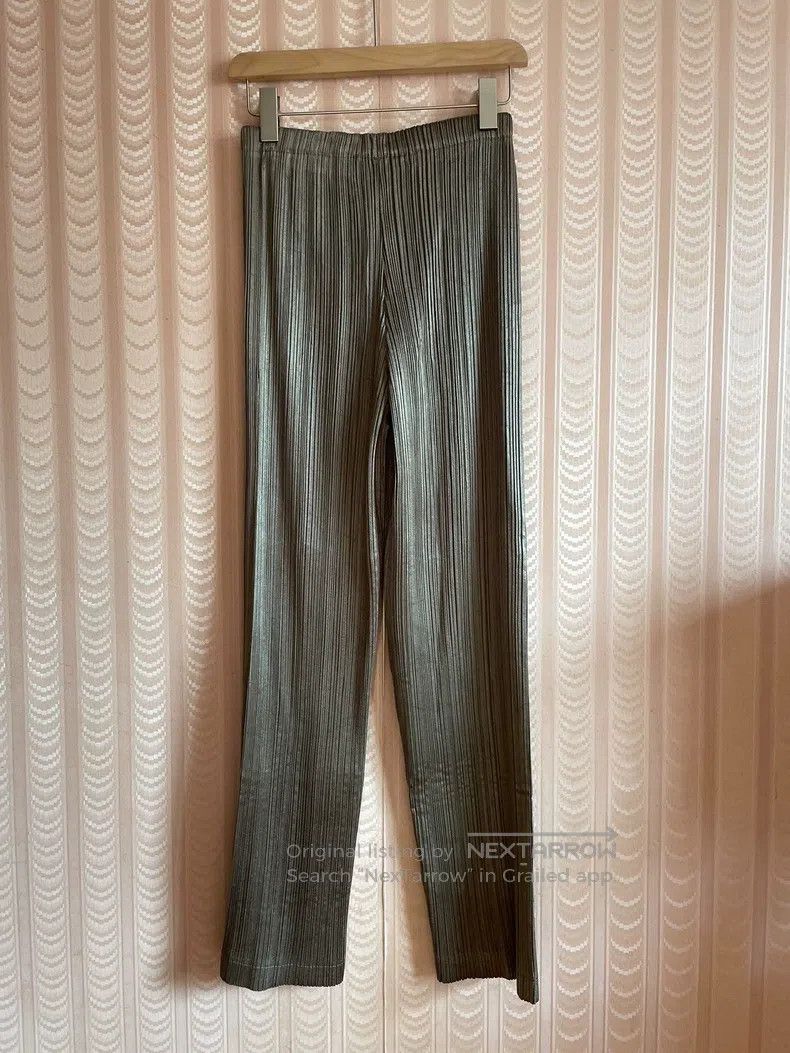 Issey Miyake Issey Miyake Ox Horn Frog Button Glossy Pleated Set Chines Size M / US 6-8 / IT 42-44 - 7 Thumbnail