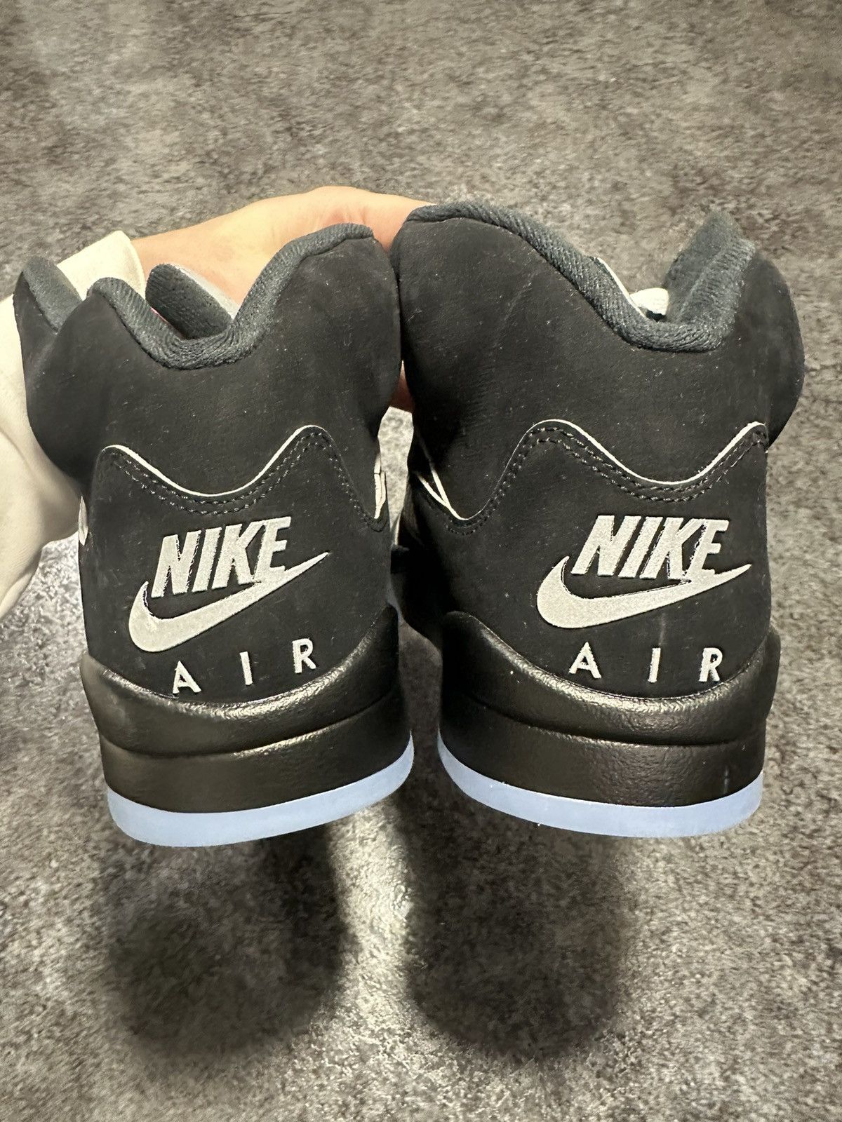 Jordan Brand Nike Air Jordan 5 Retro Black Metallic Reimagined size 7 Size US 7 / EU 40 - 4 Thumbnail