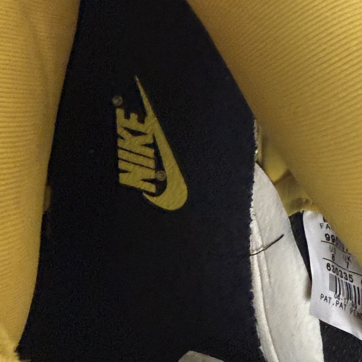 Nike 1999 NIKE DUNK HIGH LE NYC NEW YORK CITY GOLDENROD Size US 8 / EU 41 - 8 Thumbnail