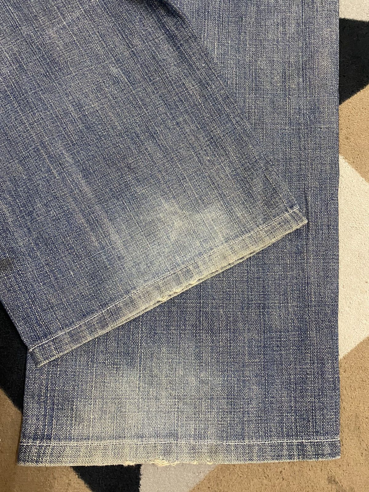 Levi's Vintage Levis 502 90s Distressed Loose Jeans Size US 31 - 13 Thumbnail