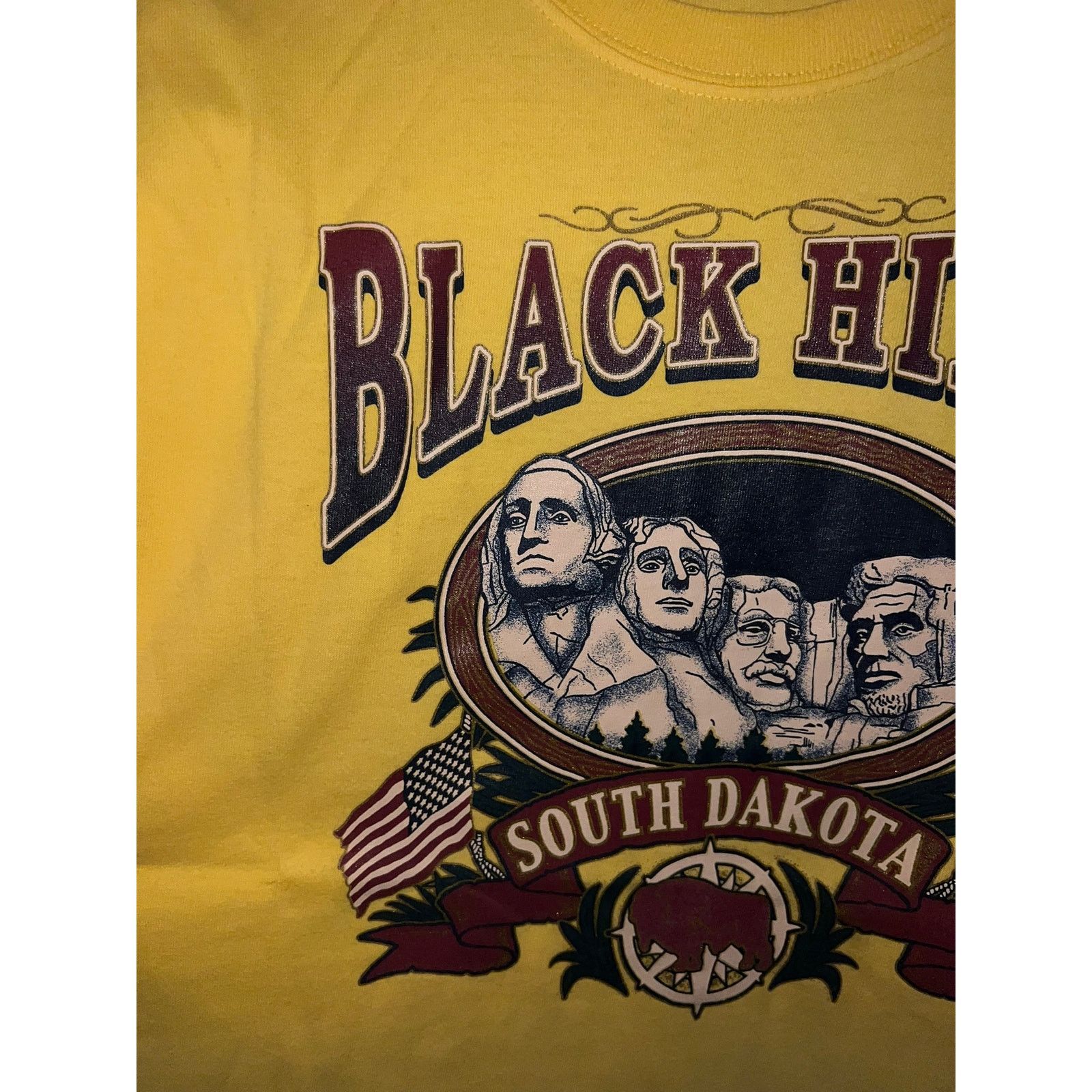 Gildan Vintage Black Hills South Dakota Shirt Yellow Tee L Large Size US L / EU 52-54 / 3 - 2 Thumbnail
