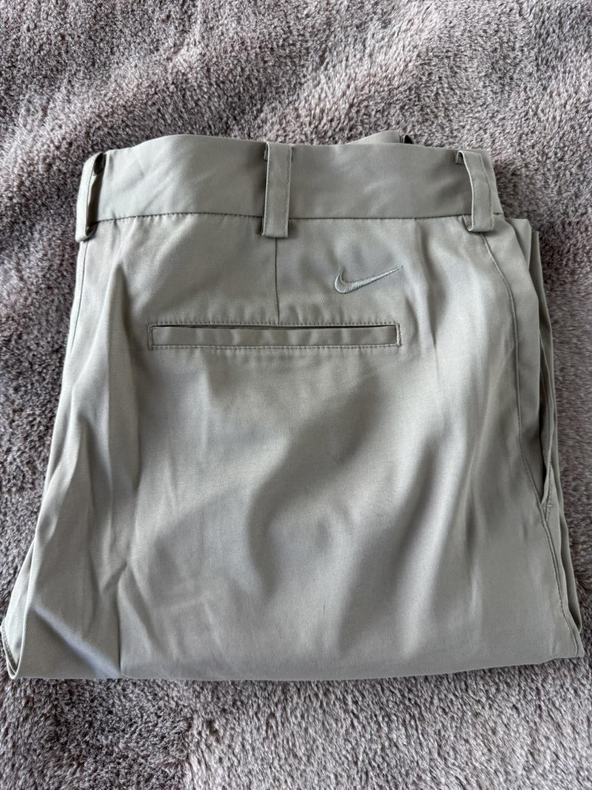 Nike Nike Men's Khaki Golf Shorts Size US 32 / EU 48 - 4 Thumbnail