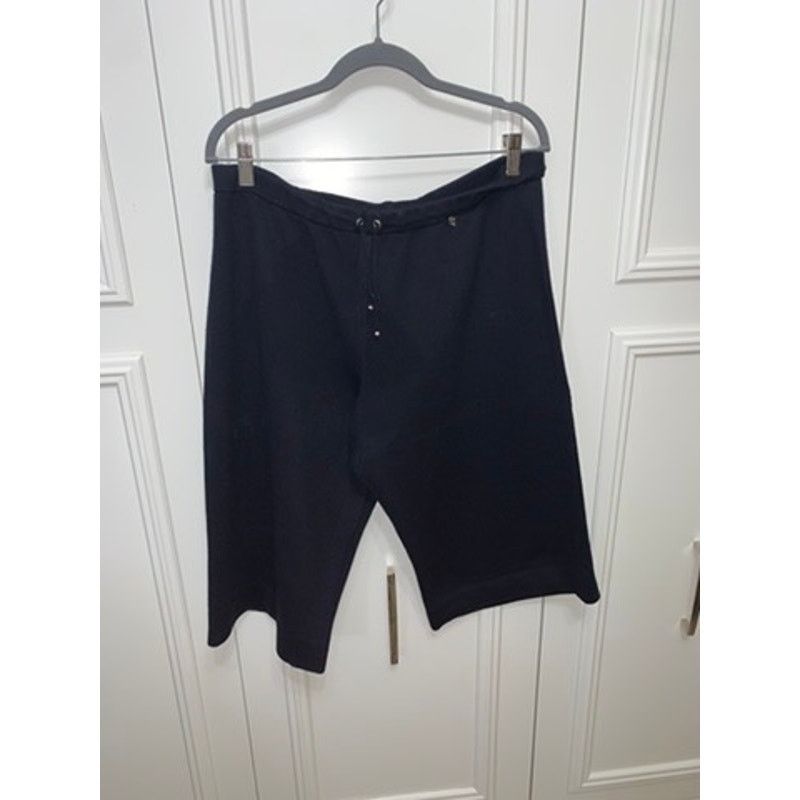 Andrew St. John St. John Sport Women's Black Knit Drawstring Capri Pants Size 32" / US 10 / IT 46 - 1 Thumbnail