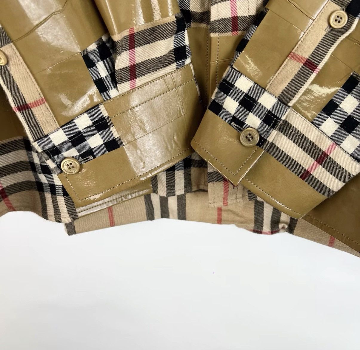 Burberry Burberry Check Long Sleeve Shirt with Tape Detail K12 Size US M / EU 48-50 / 2 - 6 Thumbnail