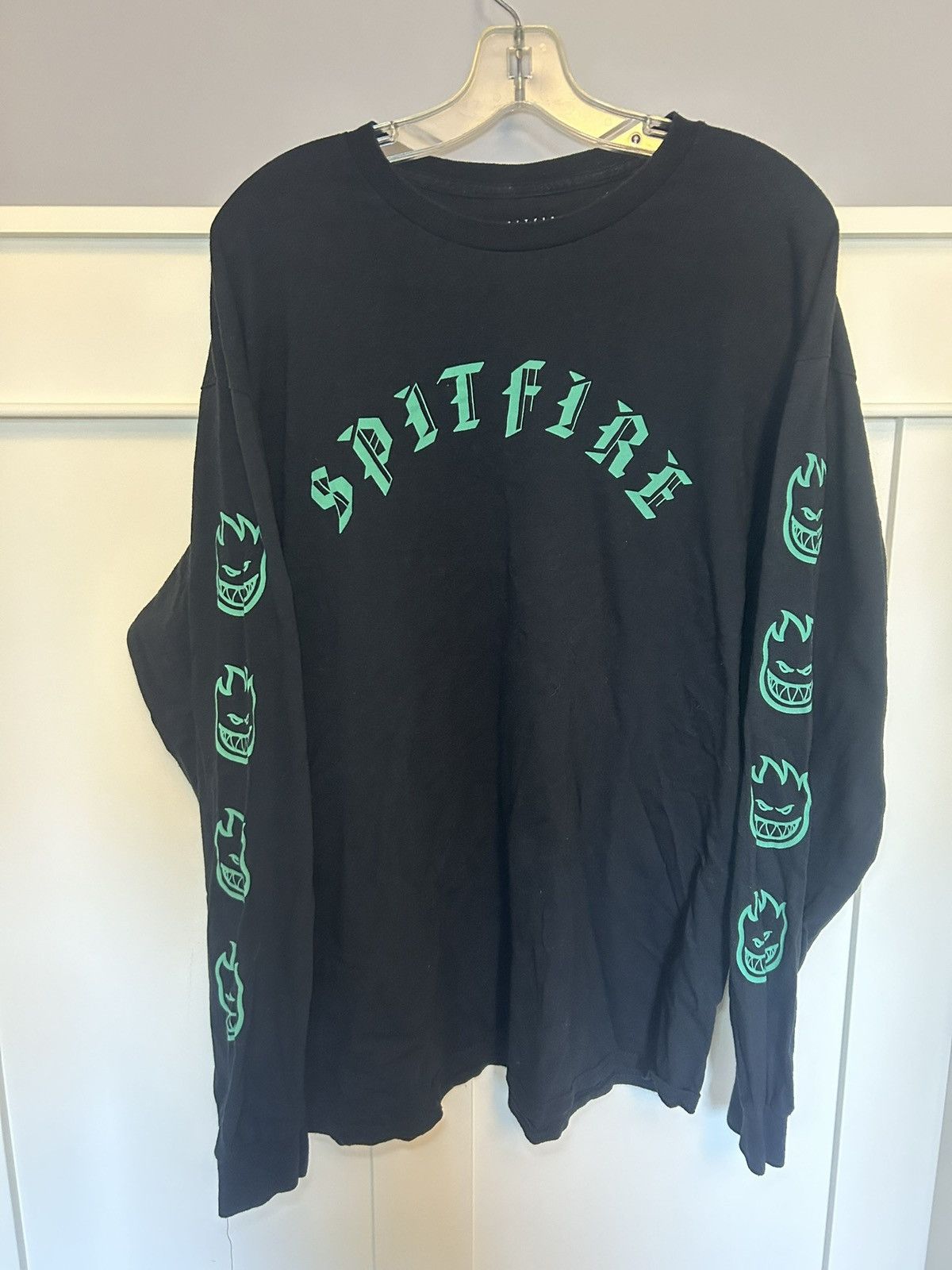 Spitfire Vintage Spitfire logo longsleeve shirt Size US XL / EU 56 / 4 - 1 Thumbnail