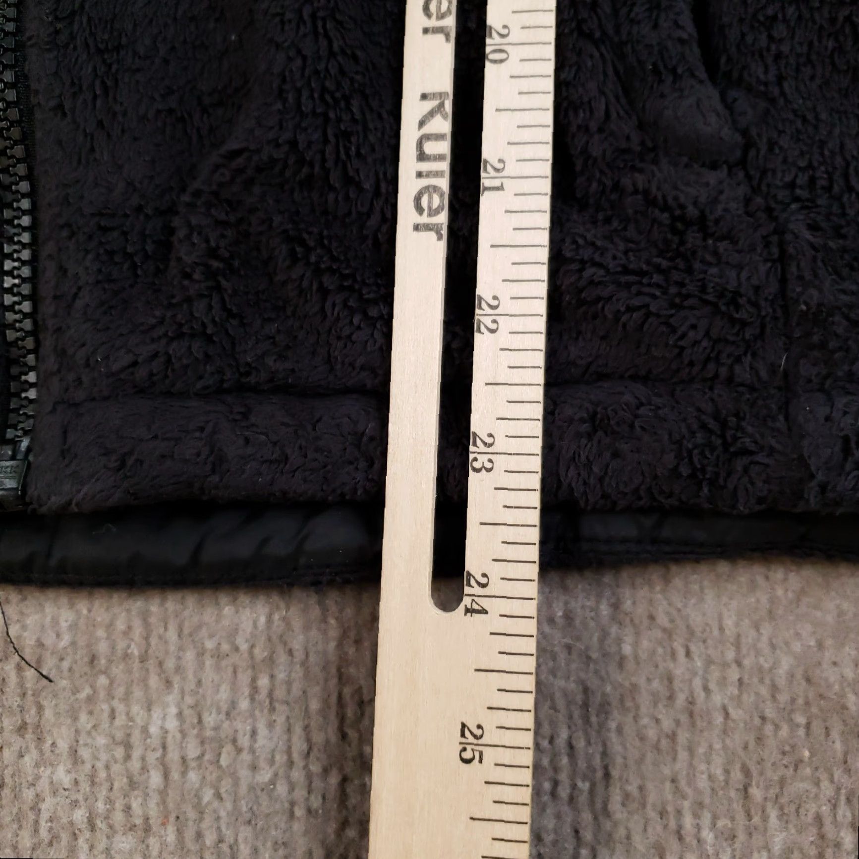 The North Face The North Face Osito Jacket Medium Black Fleece Full Zip Outdoor Hiking Womens Size M / US 6-8 / IT 42-44 - 4 Thumbnail