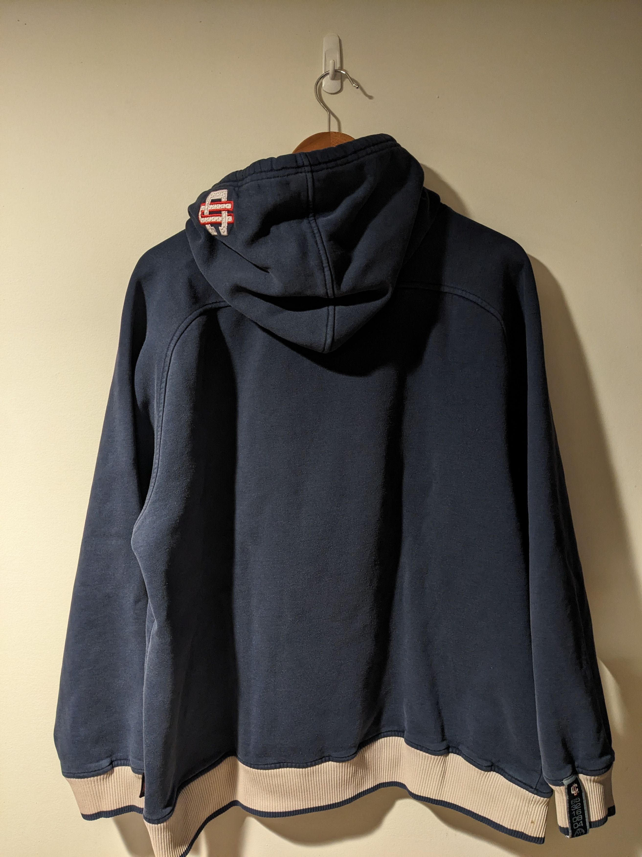 Nike × Vintage Vintage Y2K Connecticut University Nike Center Swoosh Hoodie Size US L / EU 52-54 / 3 - 8 Thumbnail