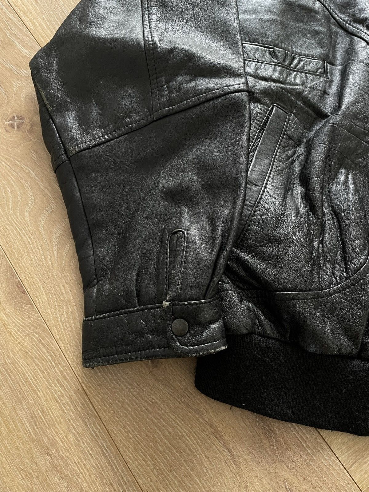 Vintage Vintage Y2k Black Leather Oversize Bomber Jacket Avant Garde Size US L / EU 52-54 / 3 - 4 Thumbnail
