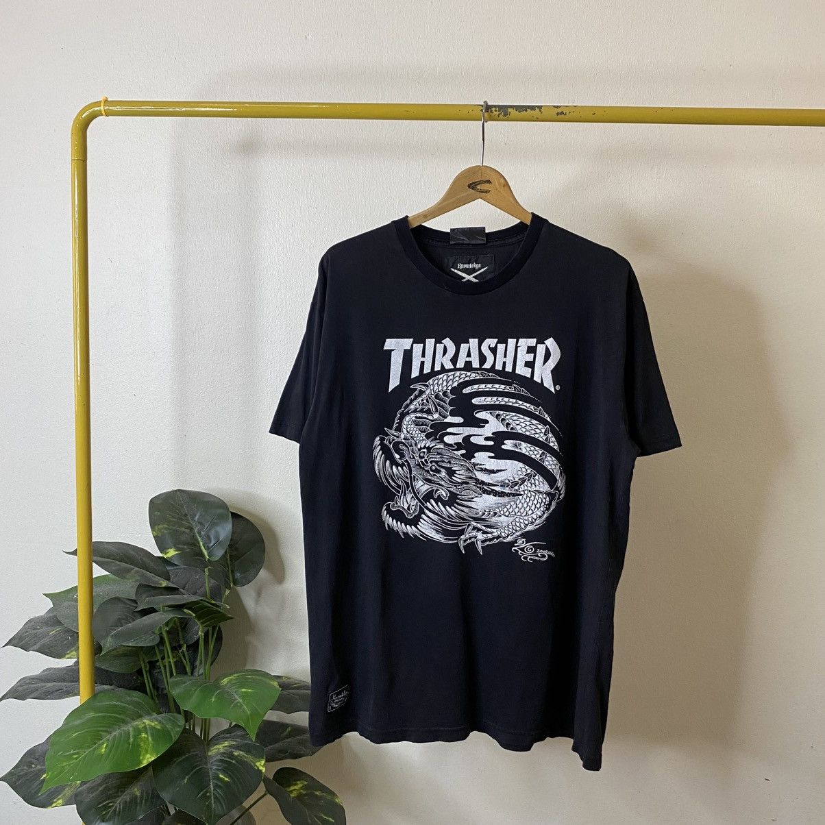 Thrasher Thrasher Skateboard Knowledge Studio Dragon Graphic Skater T Size US L / EU 52-54 / 3 - 1 Thumbnail