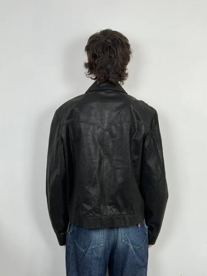 Versace 2000s Versace Black Grained Leather Jacket Size US L / EU 52-54 / 3 - 4 Thumbnail