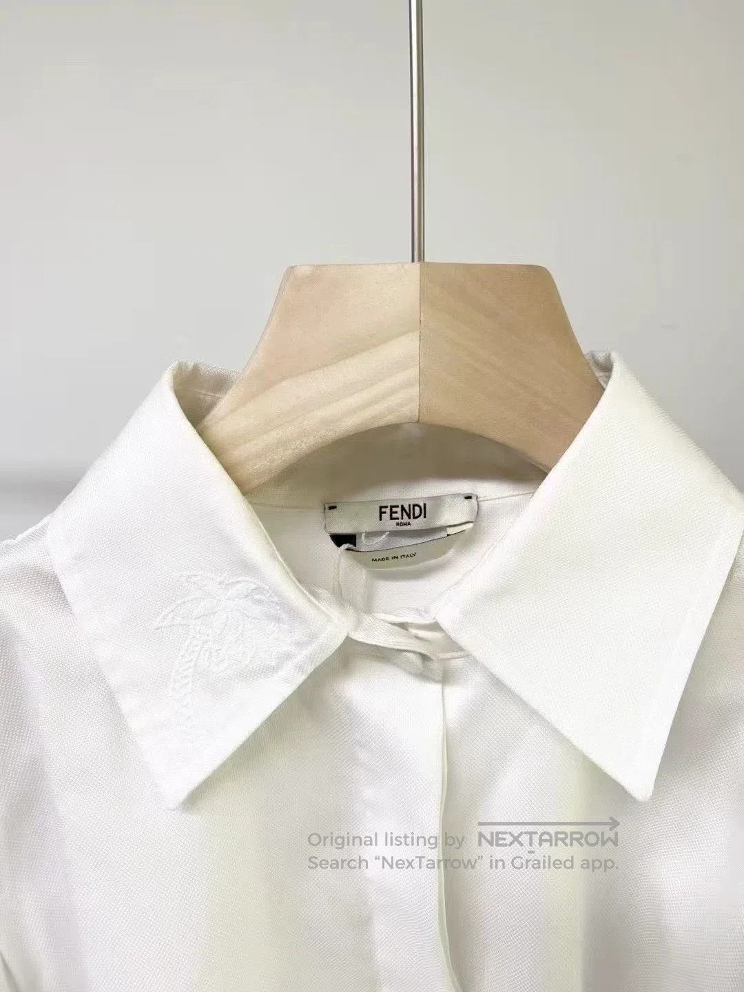 Fendi FENDI Off-Shoulder Shirt Size 38. Size US S / EU 44-46 / 1 - 3 Thumbnail