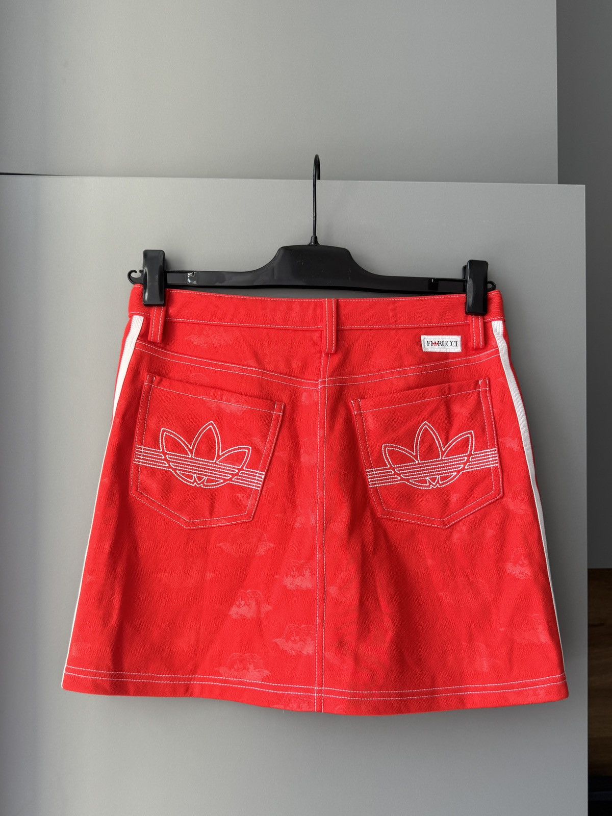 Adidas × Fiorucci Adidas Fiorucci Red Skirt EK4784 Size 27" / US 4 / IT 40 - 4 Thumbnail