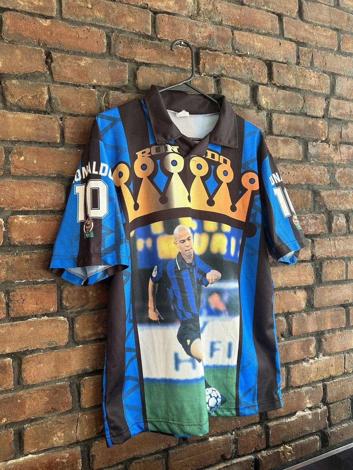 Vintage Vintage Inter Milan Ronaldo blue & black football shirt 90s Size US XL / EU 56 / 4 - 8 Thumbnail