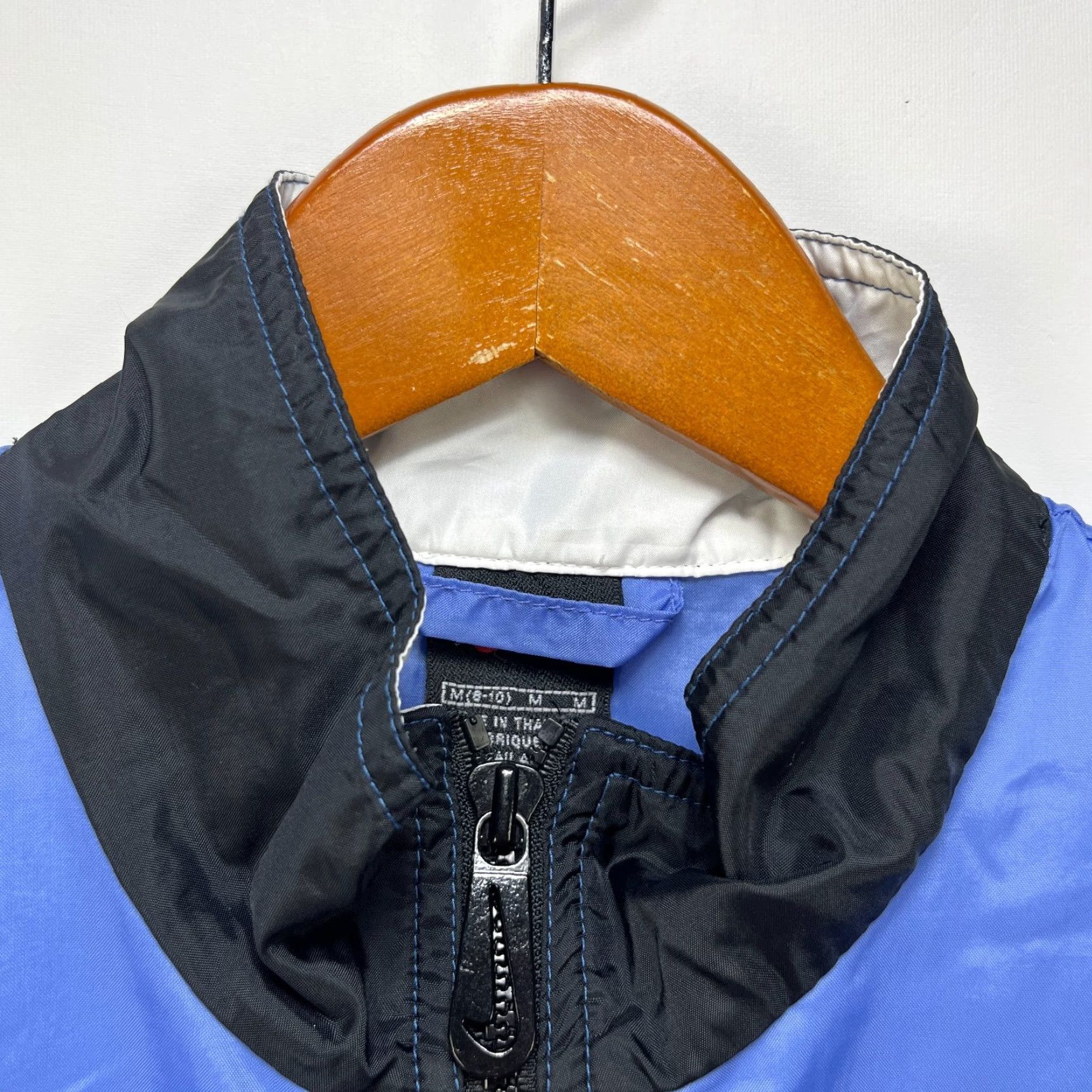 Nike VINTAGE Nike Windbreaker Vest Full Zip Hooded M Womens 90s Blue Logo Nylon Softshell Mid-Length Jacket/Coat - Timberland Weathergear Size M / US 6-8 / IT 42-44 - 4 Thumbnail