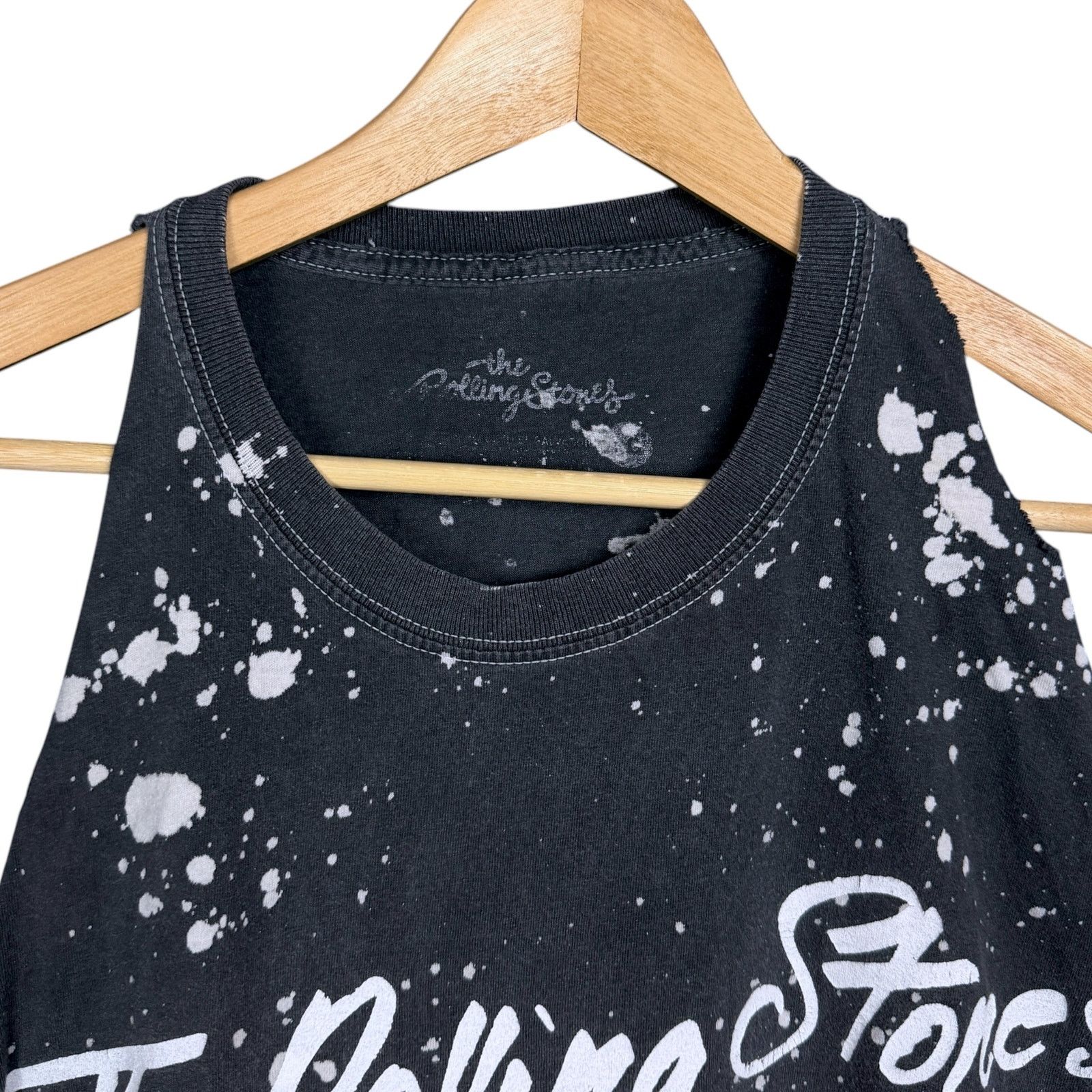 Other The Rolling Stones Large Classic Tongue Logo Acid Wash Tank Size US L / EU 52-54 / 3 - 3 Thumbnail