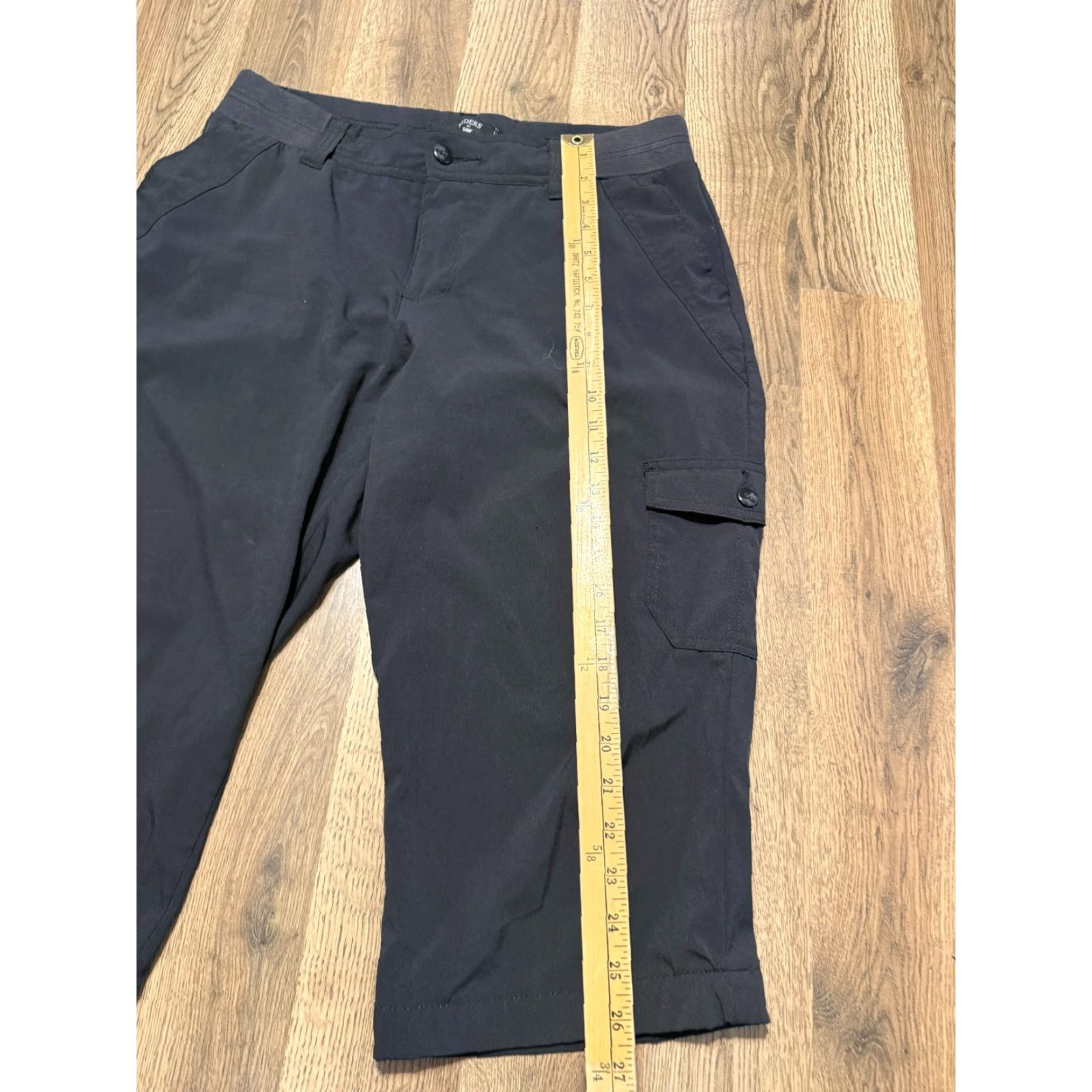 Lee Riders by Lee Pants Women's Capri Black Pockets Button Size M Regular Size 32" / US 10 / IT 46 - 6 Thumbnail