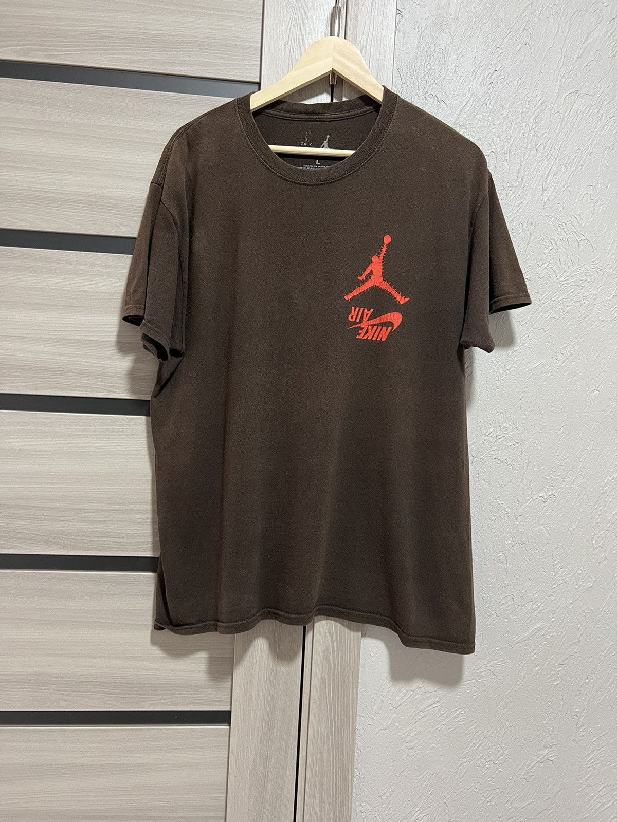 Jordan Brand × Travis Scott Travis Scott Jordan Cactus Jack Highest Tee Brown L Size US L / EU 52-54 / 3 - 12 Thumbnail