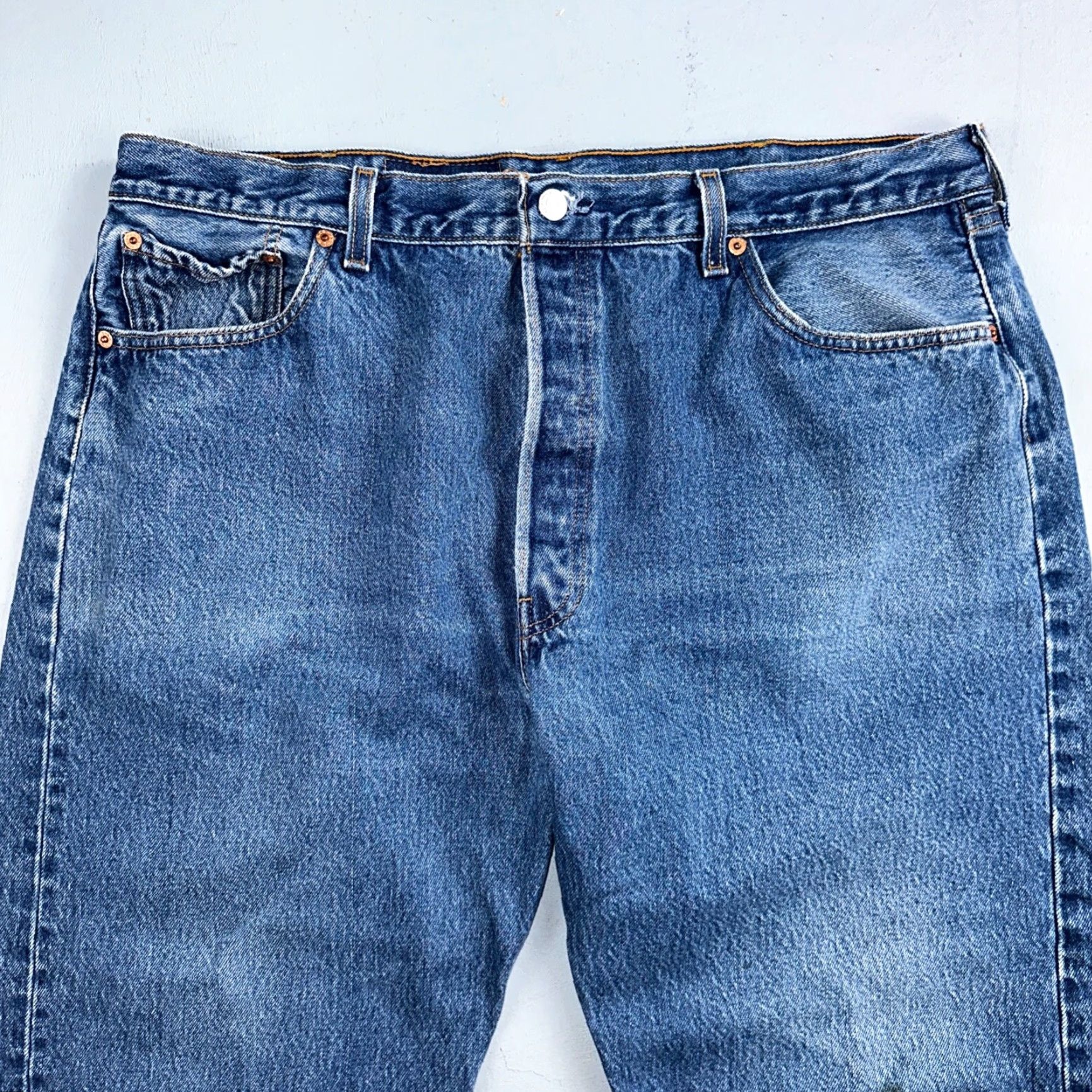 Levi's VINTAGE Levi's 501 Jeans Straight Mens 42x32 Blue Medium Wash 90s USA XX Regular Rise Mid 10-12in Denim Cotton WW Size US 42 / EU 58 - 2 Thumbnail