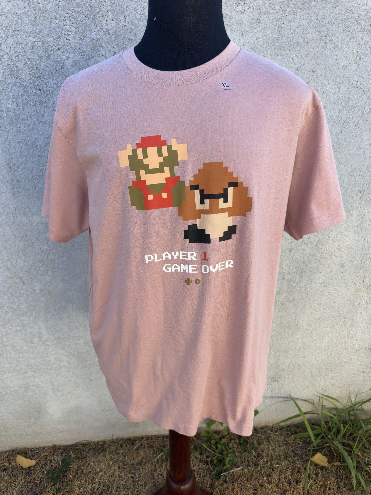 Uniqlo New Uniqlo Super Mario UT Graphic T-shirt Cotton Men's XL Size US XL / EU 56 / 4 - 1 Thumbnail