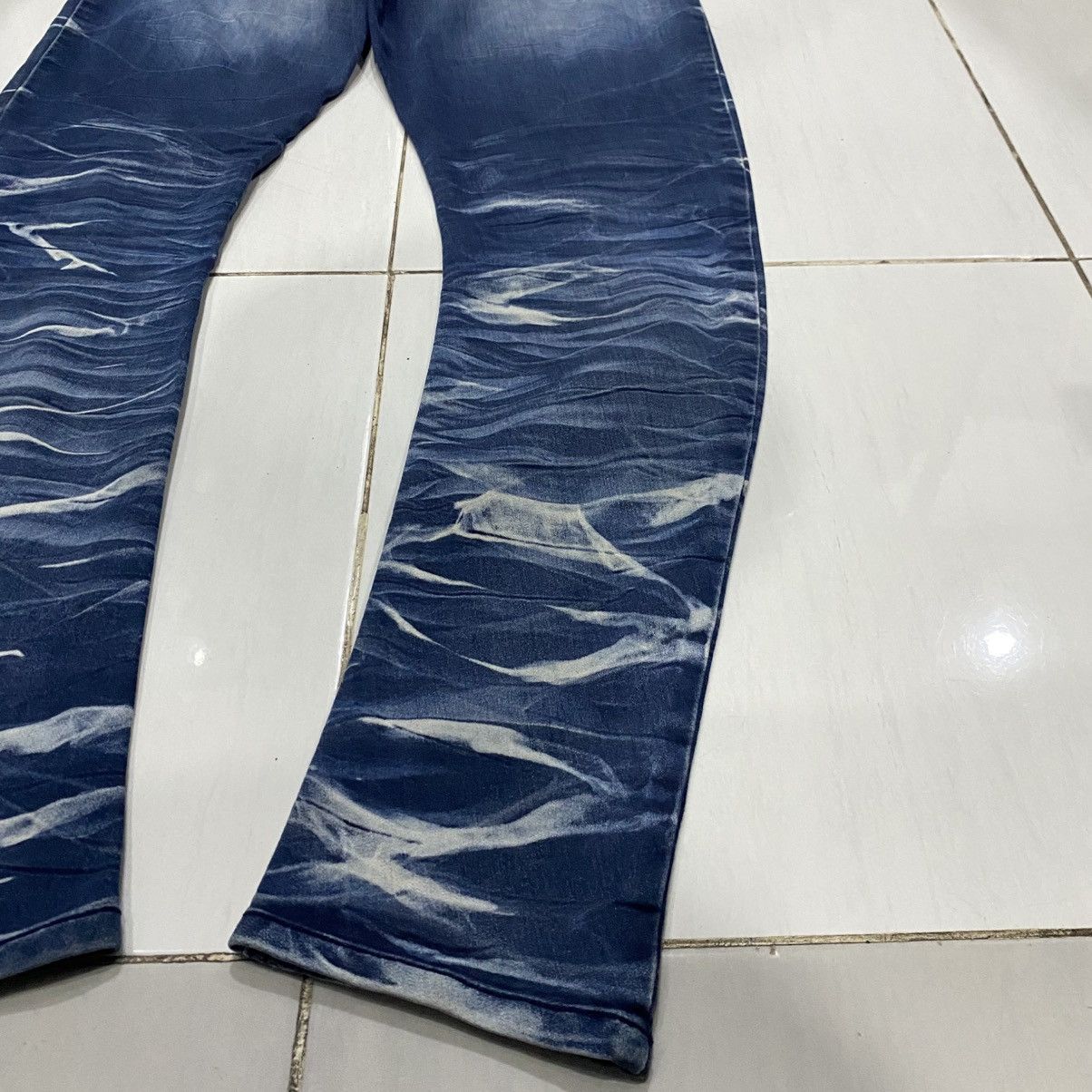 Japanese Brand × semanticdesign 🇯🇵 Semantic Design Jeans Whiskered tiger stripe wax design Size US 30 / EU 46 - 9 Thumbnail