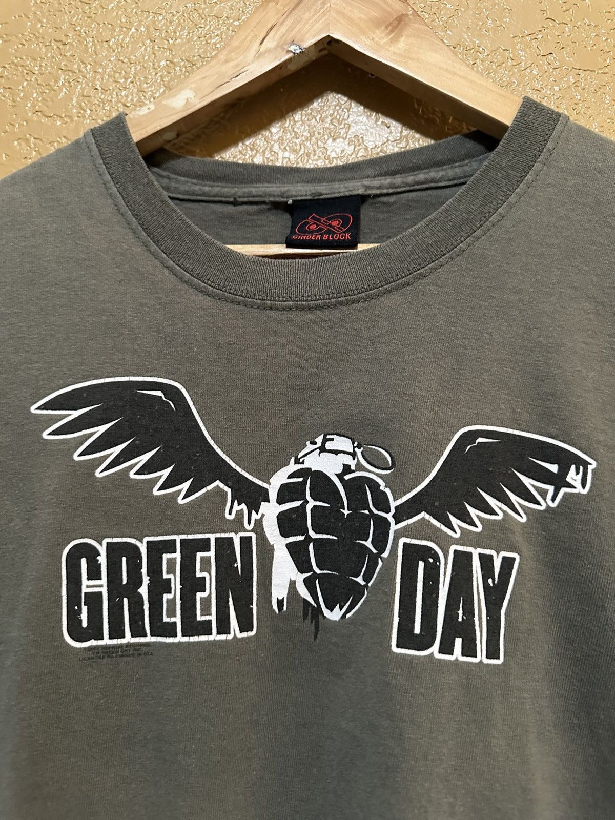 Band Tees 📌 vintage Green Day American Idiot tee shirt Size M / US 6-8 / IT 42-44 - 2 Thumbnail