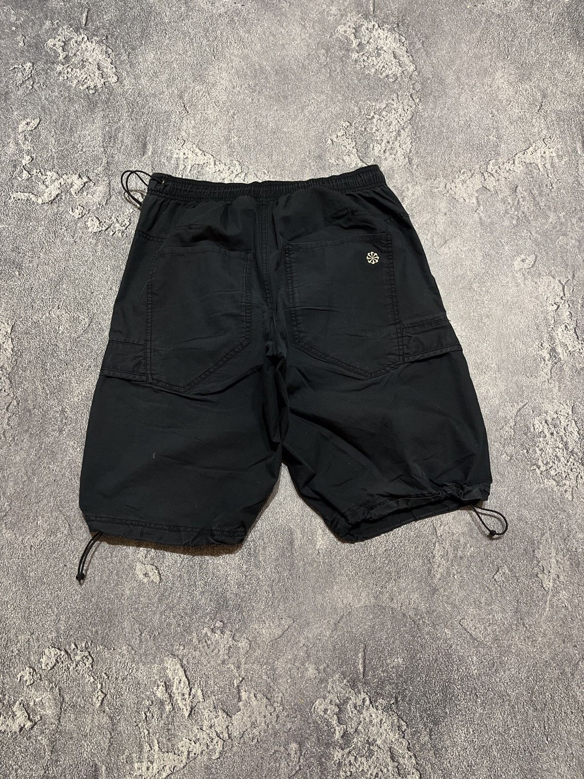 Nike × Vintage Nike Vintage Sportswear Cargo Shorts Y2K Size US 34 / EU 50 - 3 Thumbnail