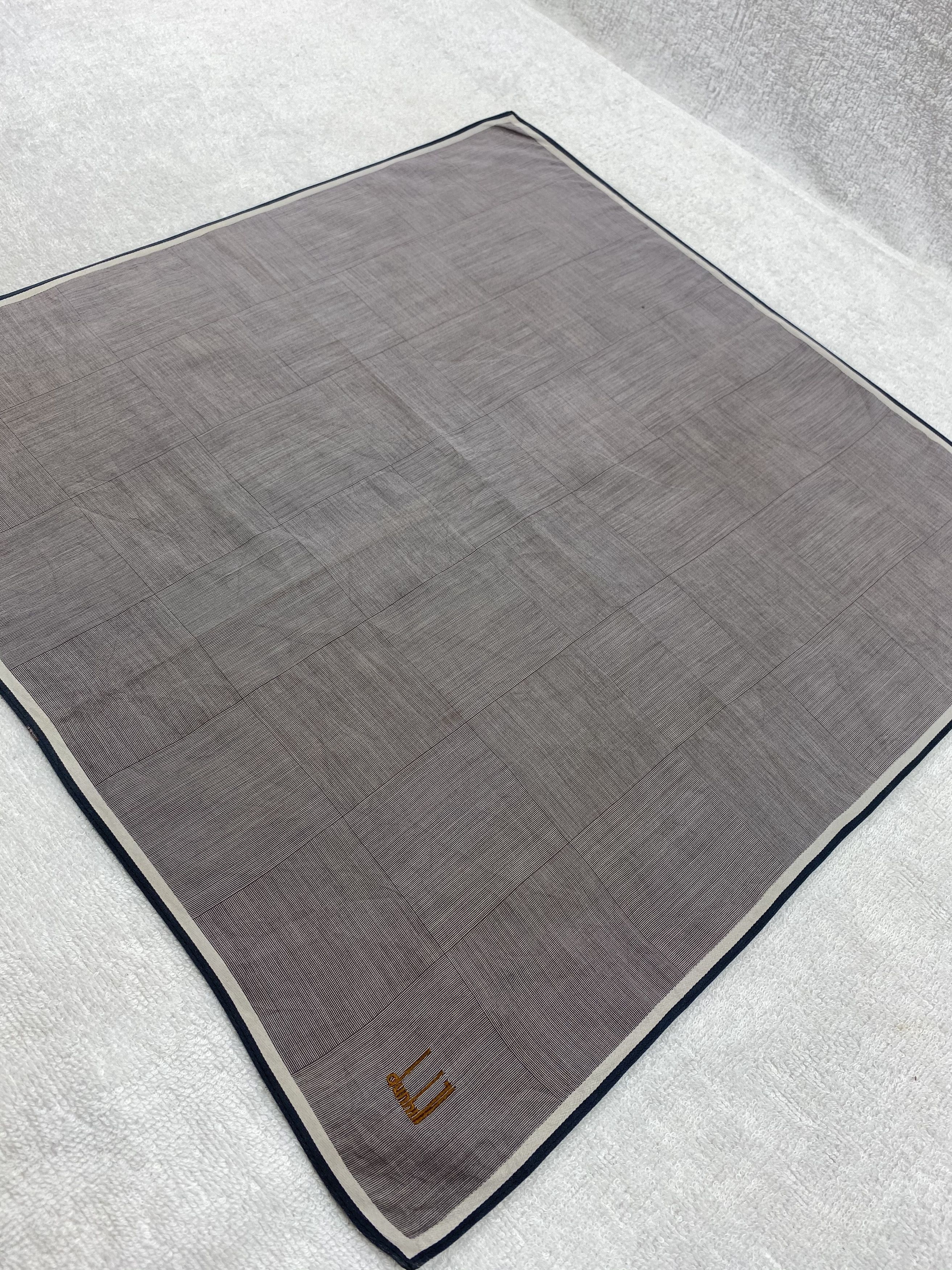 Alfred Dunhill Alfred Dunhill Handkerchief / Bandana / Neckerchief Size ONE SIZE - 4 Thumbnail