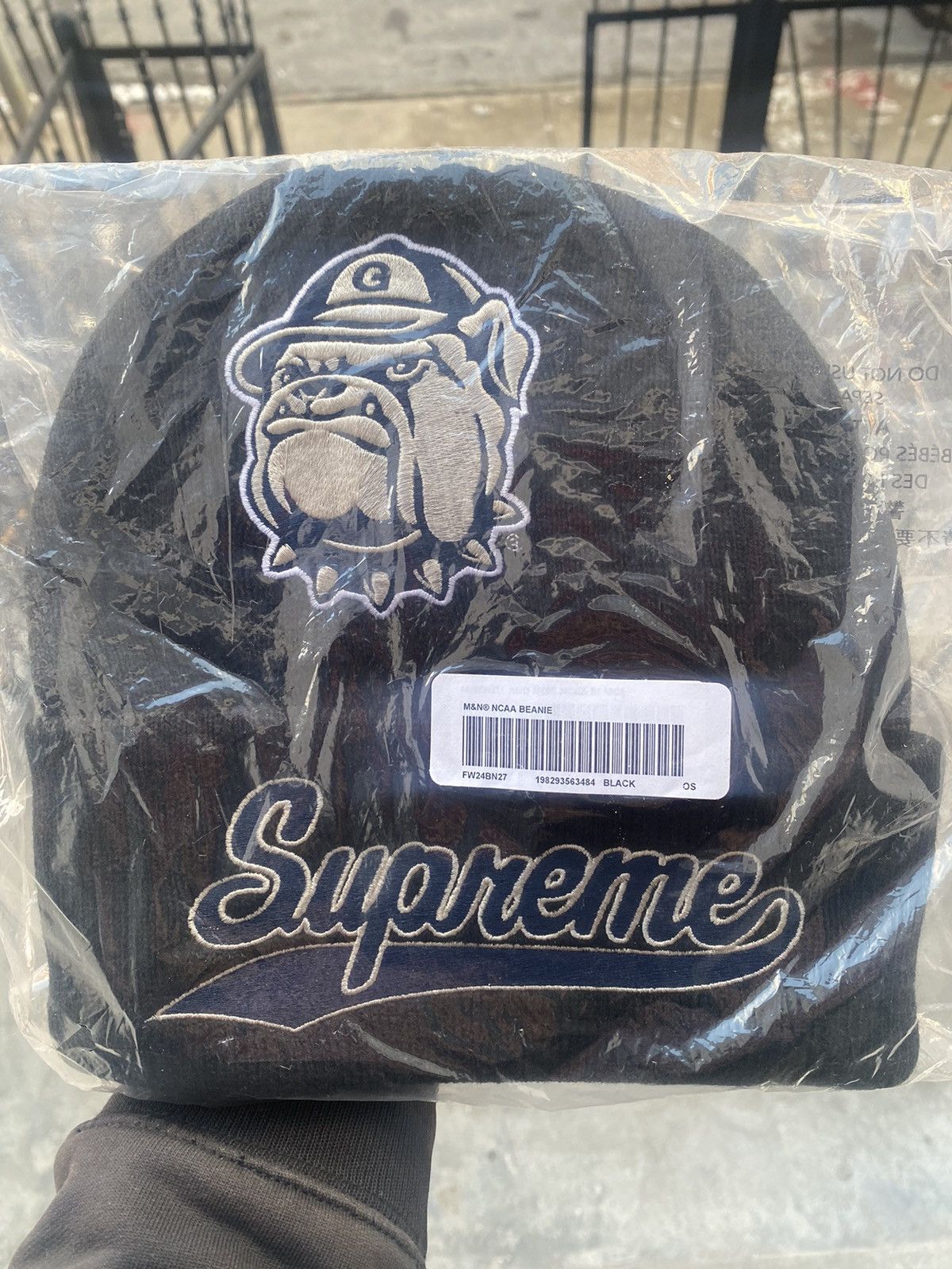 Supreme Supreme Mitchell & Ness NCAA Beanie Georgetown Size ONE SIZE - 1 Thumbnail