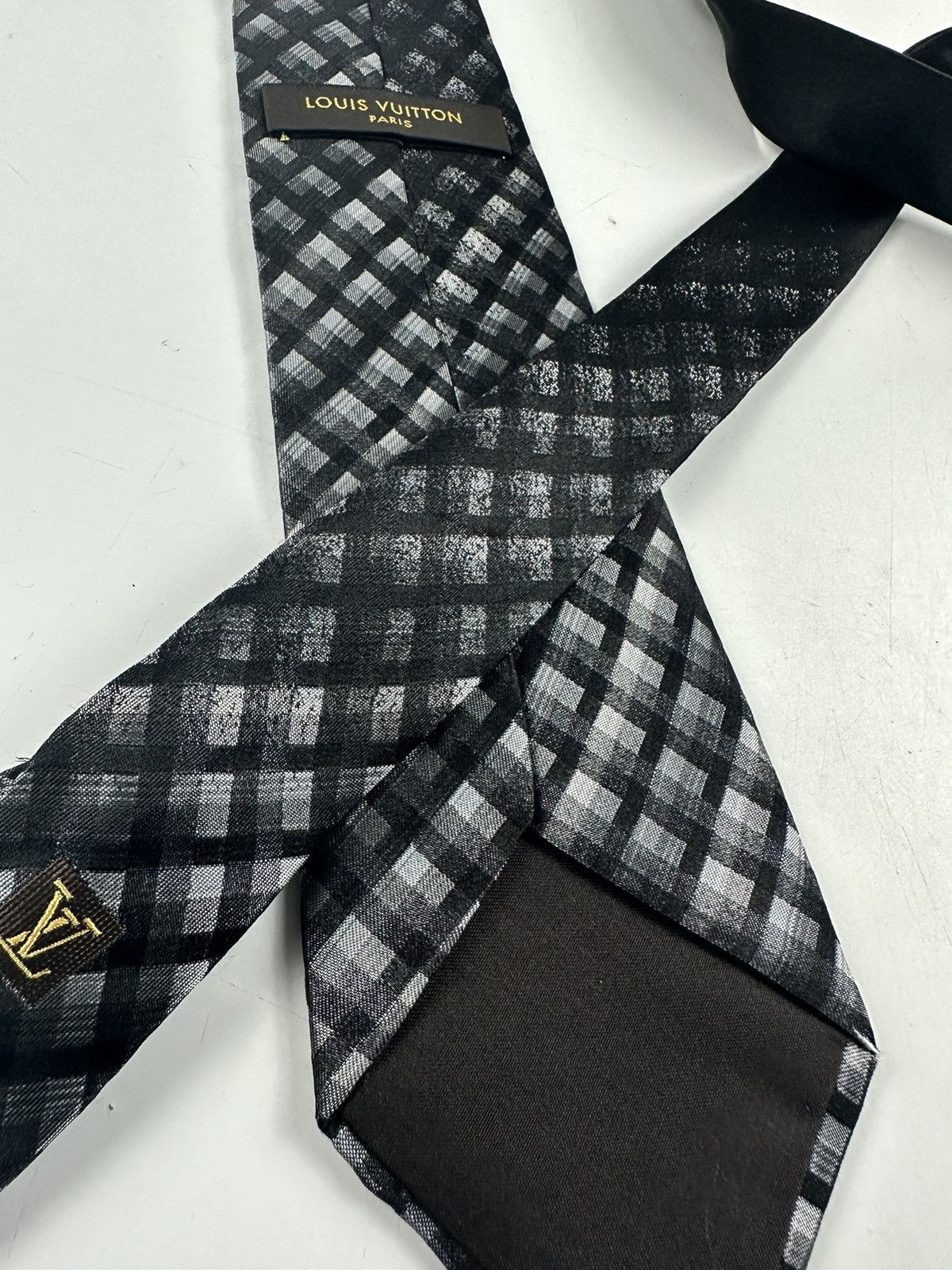 Louis Vuitton LOUIS VUITTON TIE Size ONE SIZE - 9 Thumbnail