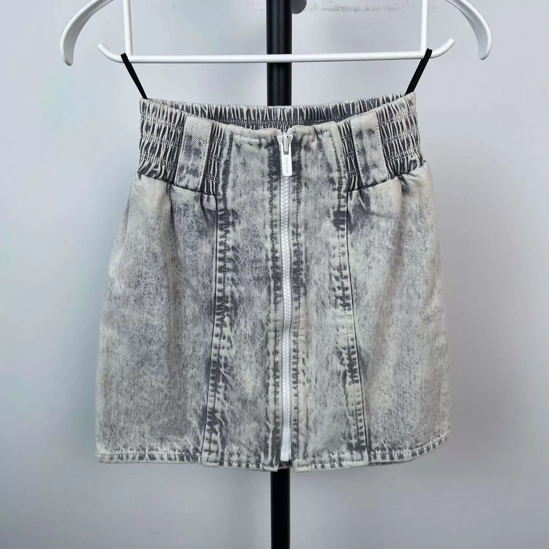 Miu Miu MIU MIU Denim Zip Skirts 36 Size 25" / US 0 / IT 36 - 1 Thumbnail