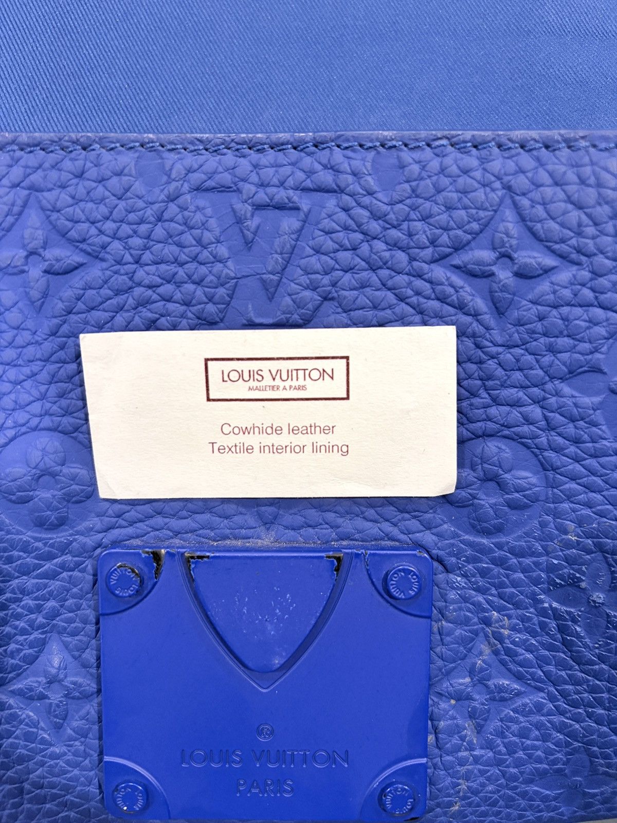 Louis Vuitton Louis Vuitton S Lock Sling Bag Monogram Taurillon Leather Size ONE SIZE - 19 Thumbnail