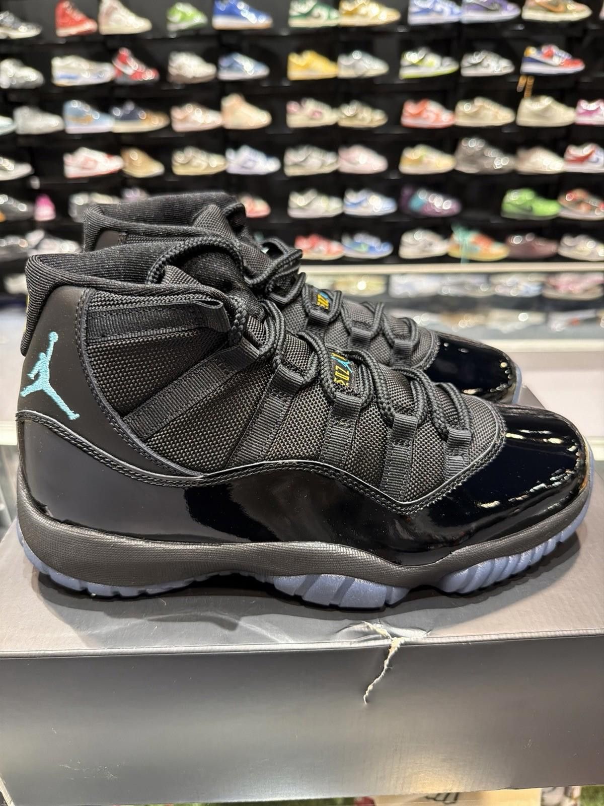 Jordan Brand Air Jordan Retro 11 Gamma Blue Size (9) 2025 CT8012-047 Size US 9 / EU 42 - 8 Thumbnail