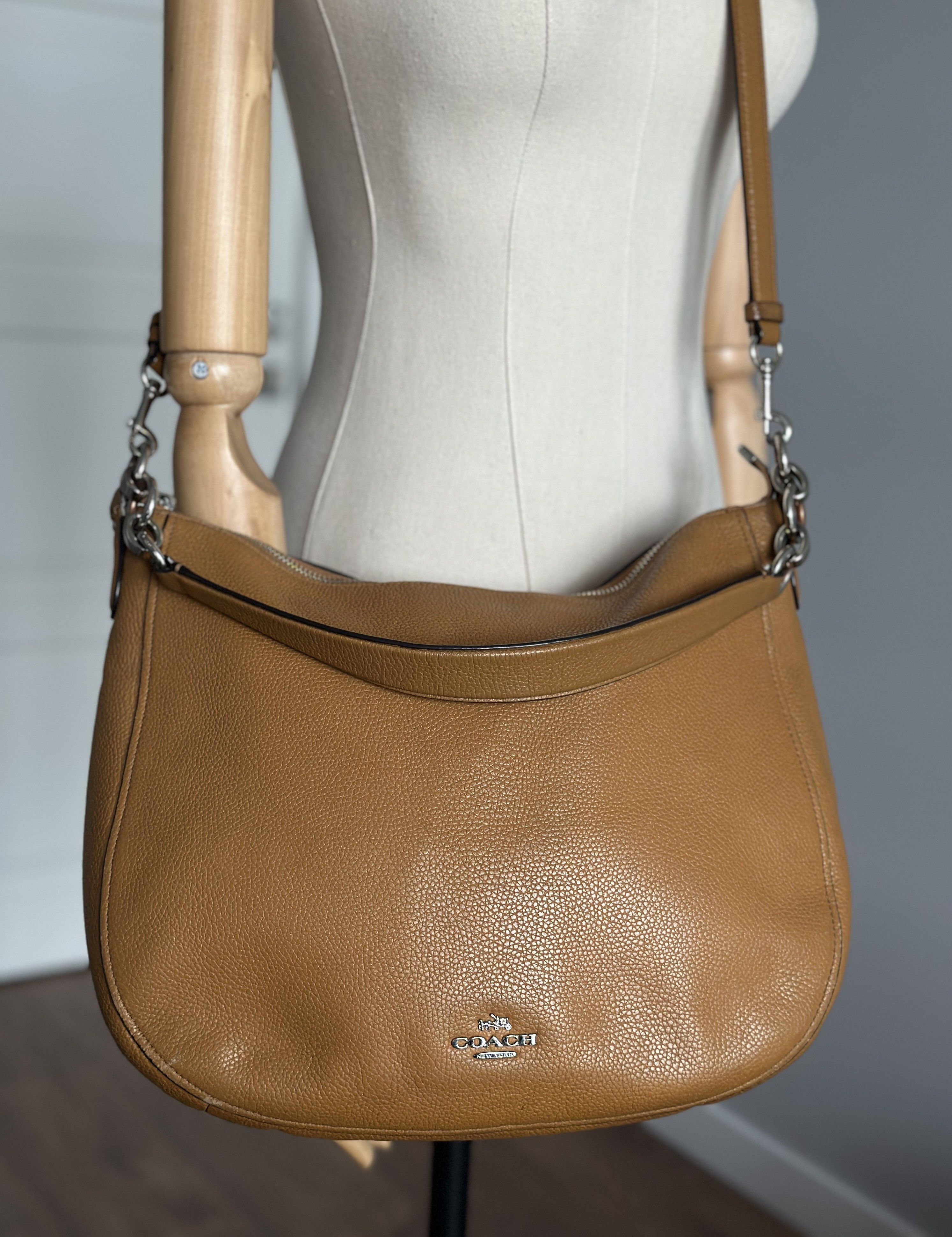Coach COACH CHELSEA 32 Leather Shoulder/Crossbody Bag Luxury Brand Size ONE SIZE - 2 Thumbnail