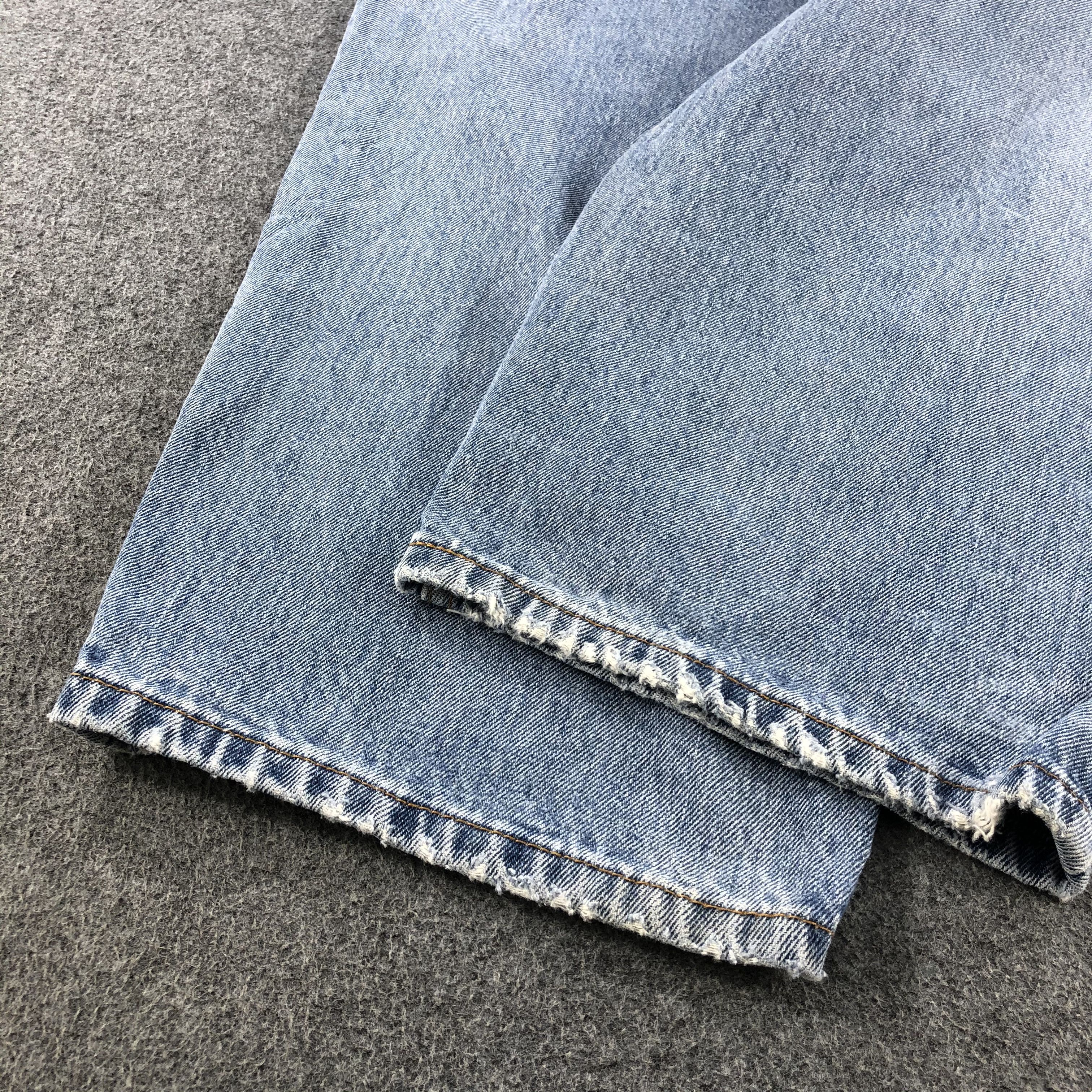 Levi's W48 Light Wash Vintage Levis 560 Jeans-J1192 Size US 44 / EU 60 - 6 Thumbnail