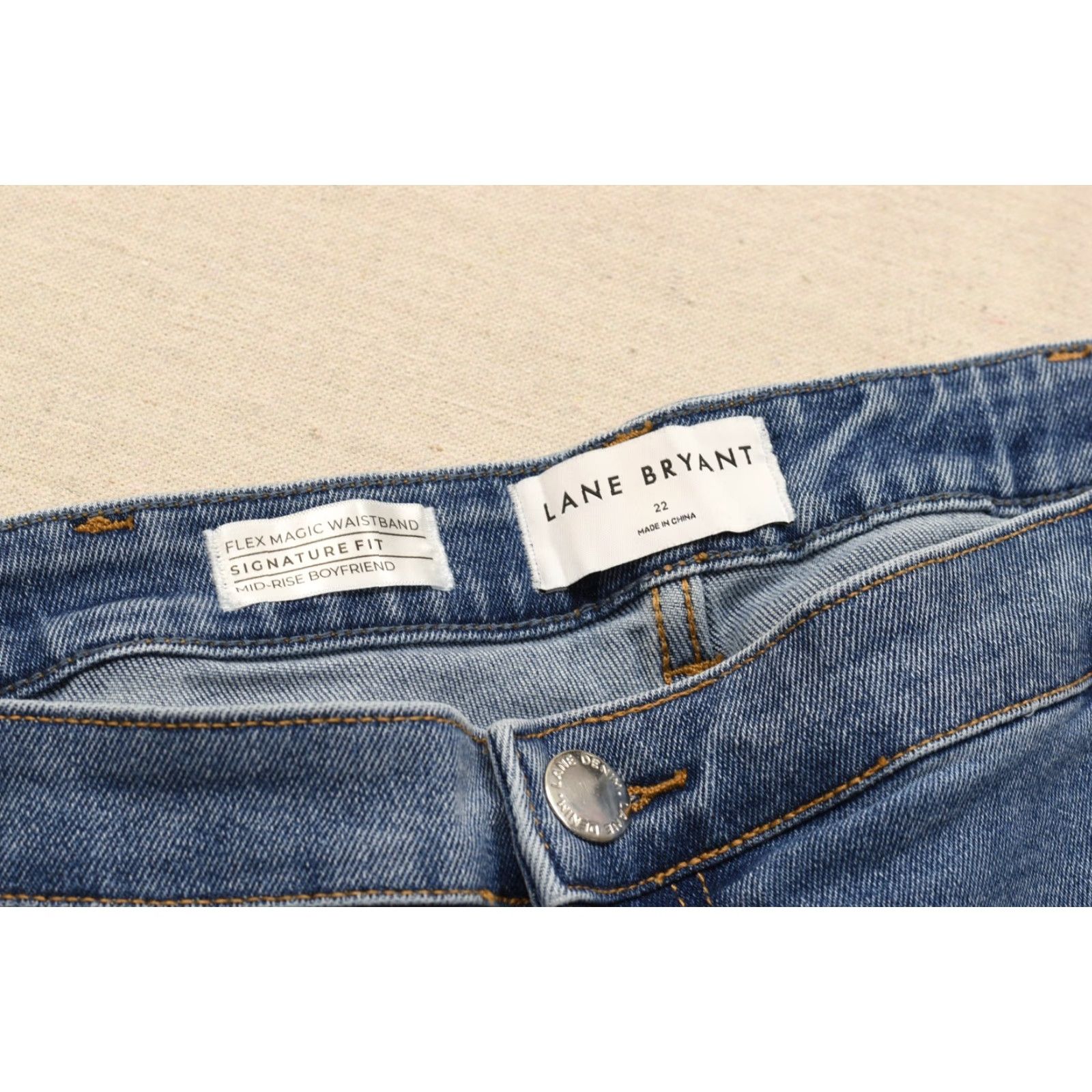 Vintage Lane Bryant Jeans Size 22 Signature Fit Mid-Rise Boyfriend Distressed Light Wash Denim Blue 5-Pocket Distressed Regular Plus Women Mens Size 40" / US 18 - 7 Thumbnail