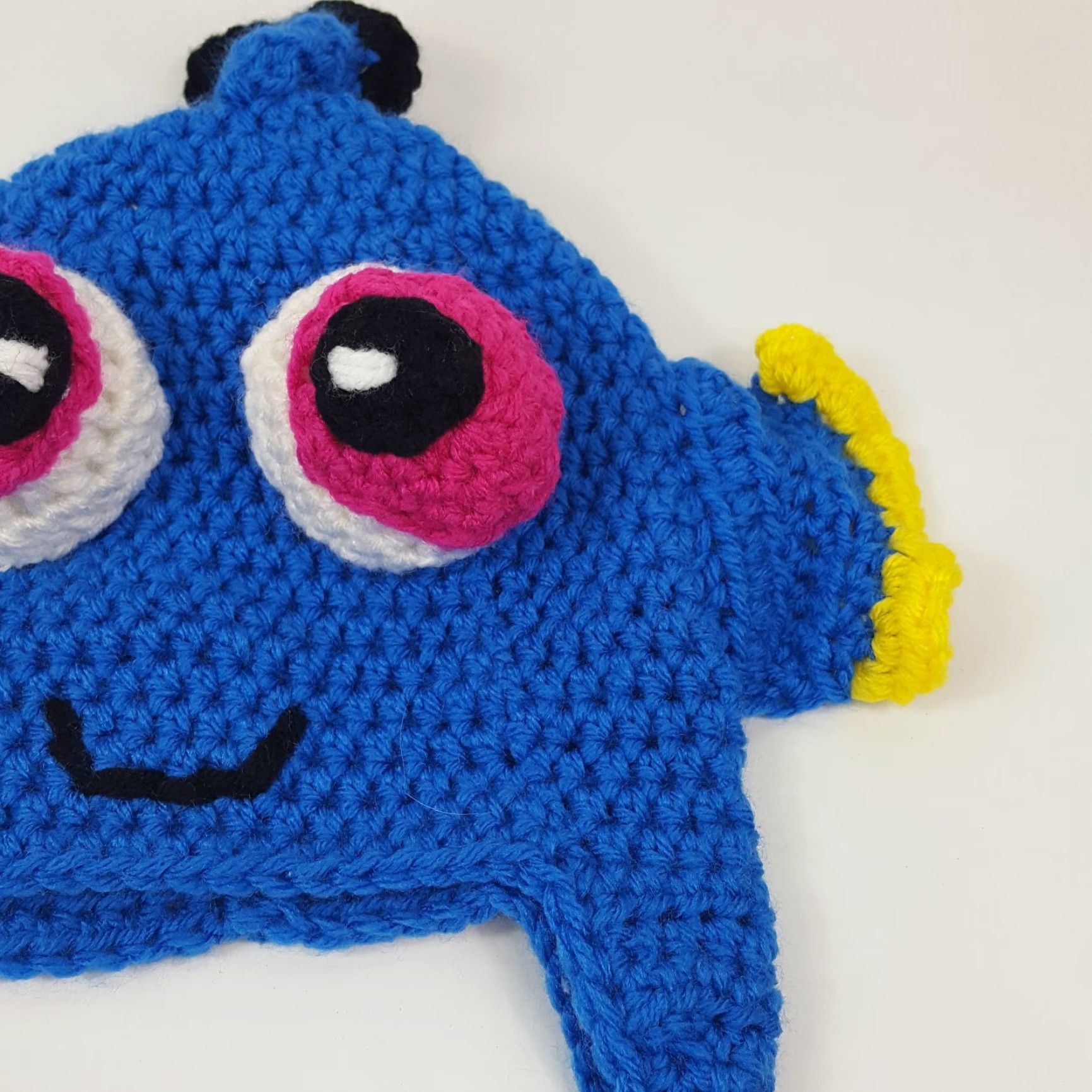 Disney VINTAGE Disney Finding Nemo Dory Knit Beanie - Unisex Adults One Size Winter Hat Cap - Blue - 90s Retro Movie Sports Winter Knit Cap Size ONE SIZE - 4 Thumbnail