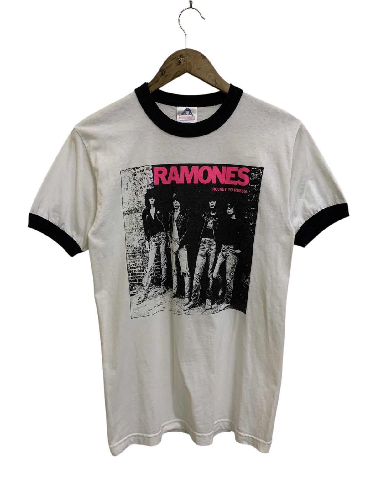 Band Tees Vintage Y2k Ramones Ringer Shirt Size US S / EU 44-46 / 1 - 1 Thumbnail