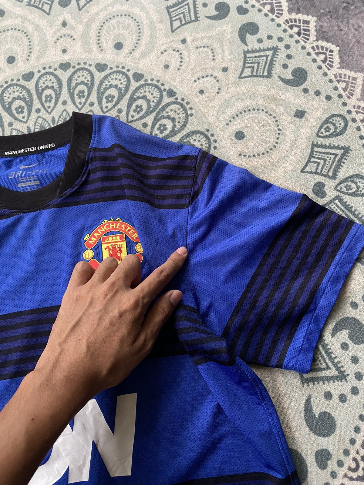 Nike Manchester United Away 11/13 Size US L / EU 52-54 / 3 - 4 Thumbnail