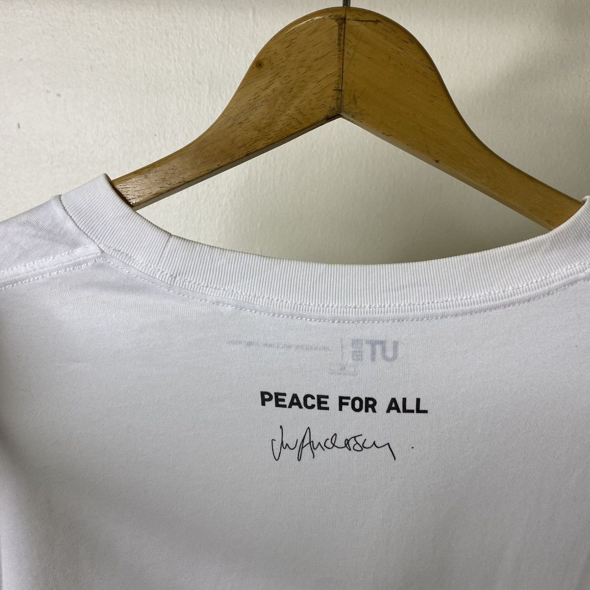 JW Anderson Jonathan Anderson Dior Peace For All Collaboration T Shirt Size US XL / EU 56 / 4 - 7 Thumbnail