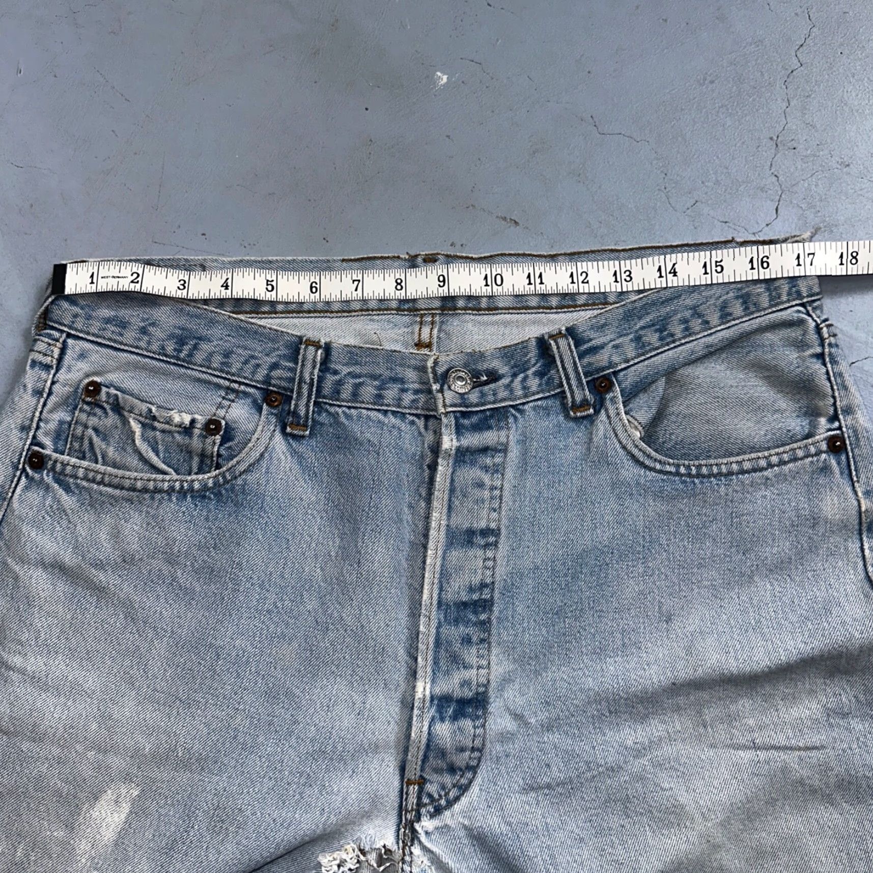 Levi's VINTAGE Levi's 501 XX Jeans 80s Redline Selvedge USA Light Wash 38x32 34x27 Mens Straight Denim Blue Cotton Button Closure Distressed Pattern Solid Size US 38 / EU 54 - 7 Thumbnail