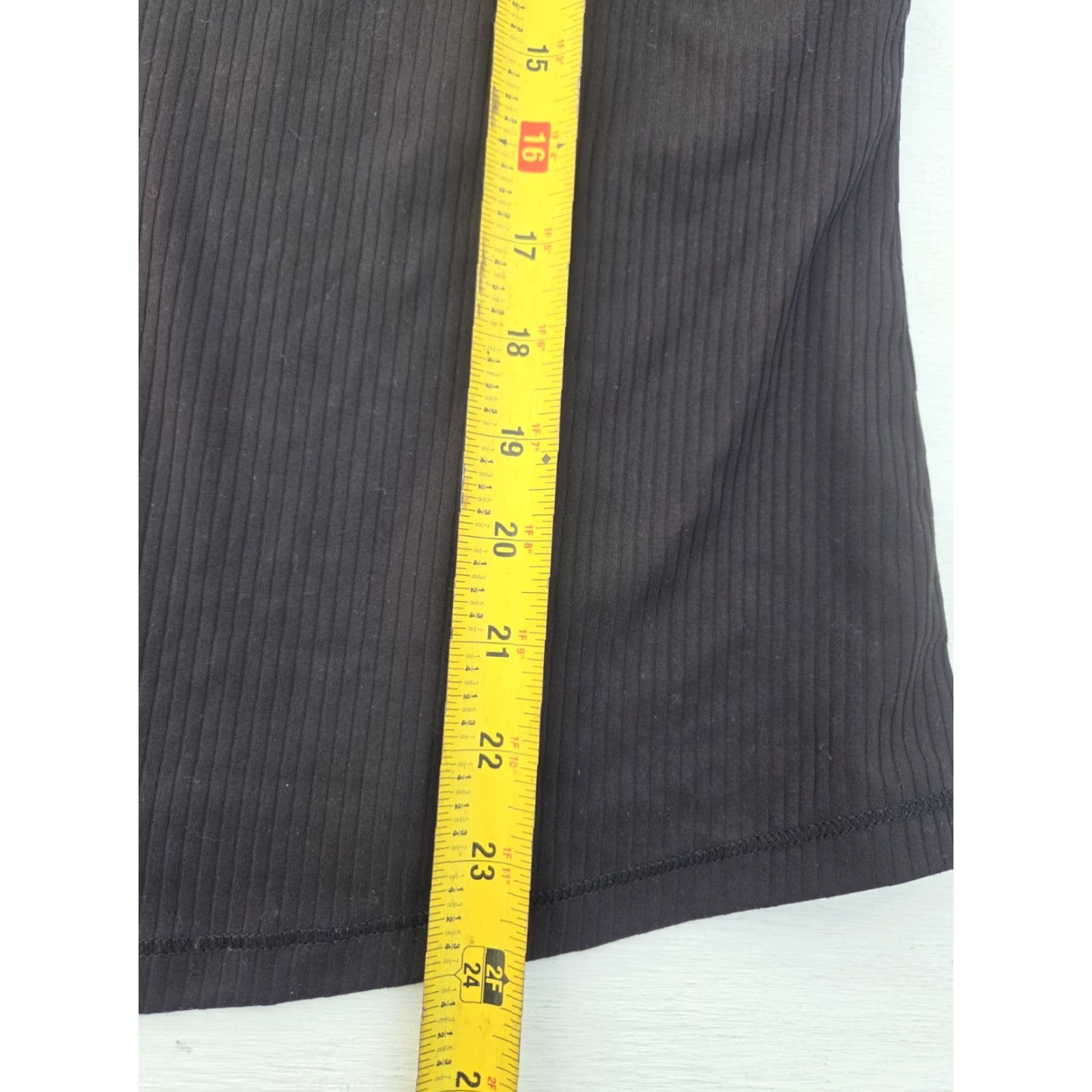 Spyder Spyder Active Shirt Womens M Performance Activewear Athlesisure Shirt Short Sleeve Black M Womens Size M / US 6-8 / IT 42-44 - 7 Thumbnail