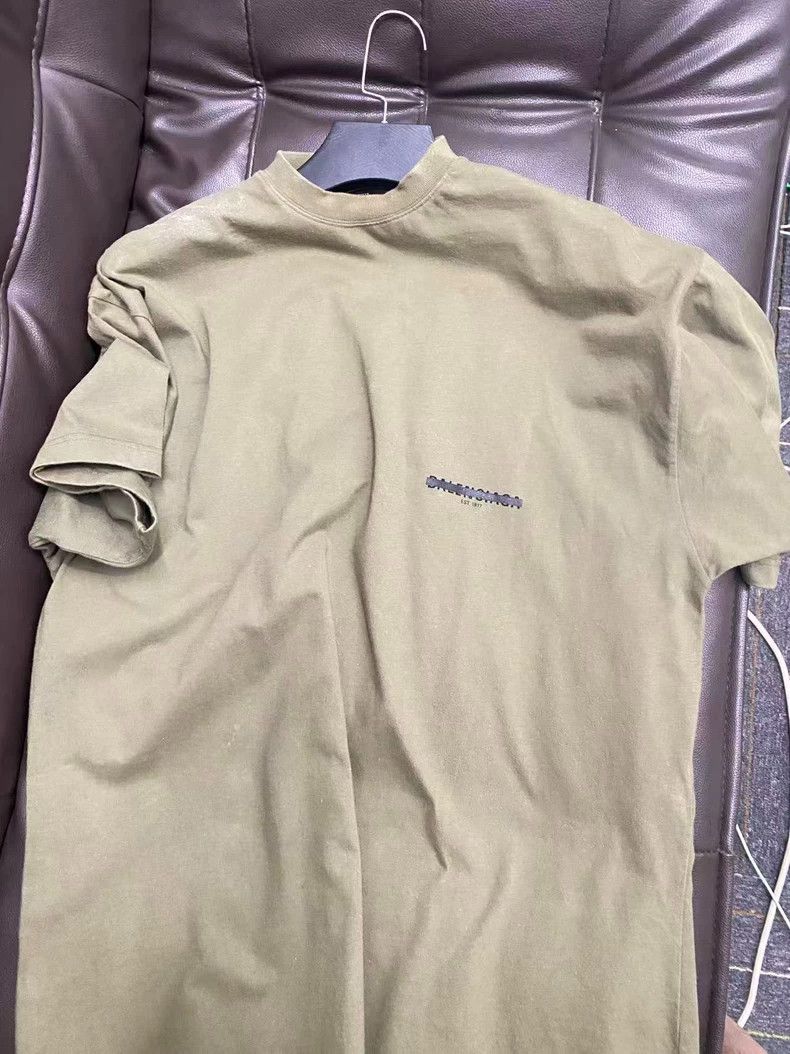 Balenciaga Balenciaga Olive Short Sleeve T-Shirt - dmc Size US L / EU 52-54 / 3 - 1 Thumbnail