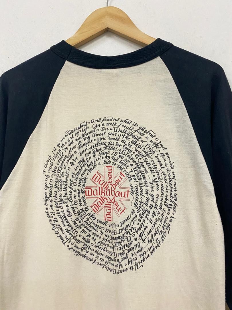 Band Tees Vintage 1995 Red Hot Chilli Peppers walkabout 3 quater tees Size US L / EU 52-54 / 3 - 7 Thumbnail