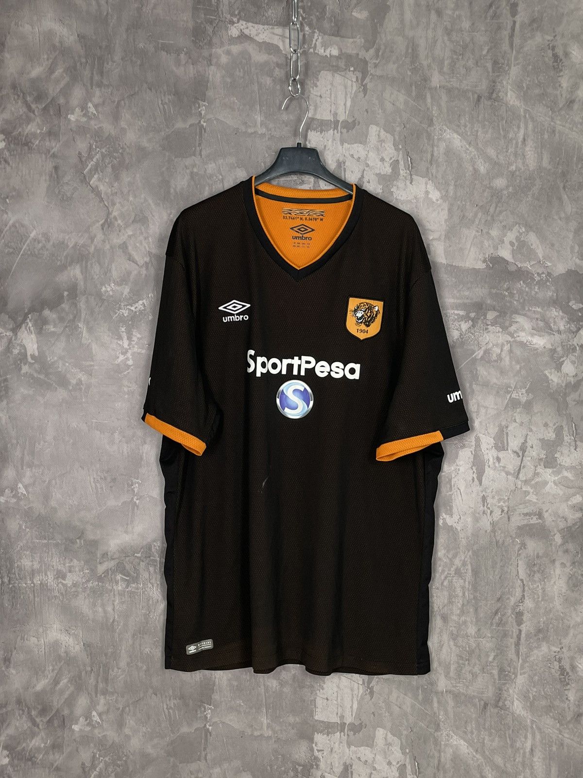 Vintage Vintage 00s Umbro Soccer Jersey Streetwear T shirt Size US XXL / EU 58 / 5 - 1 Thumbnail