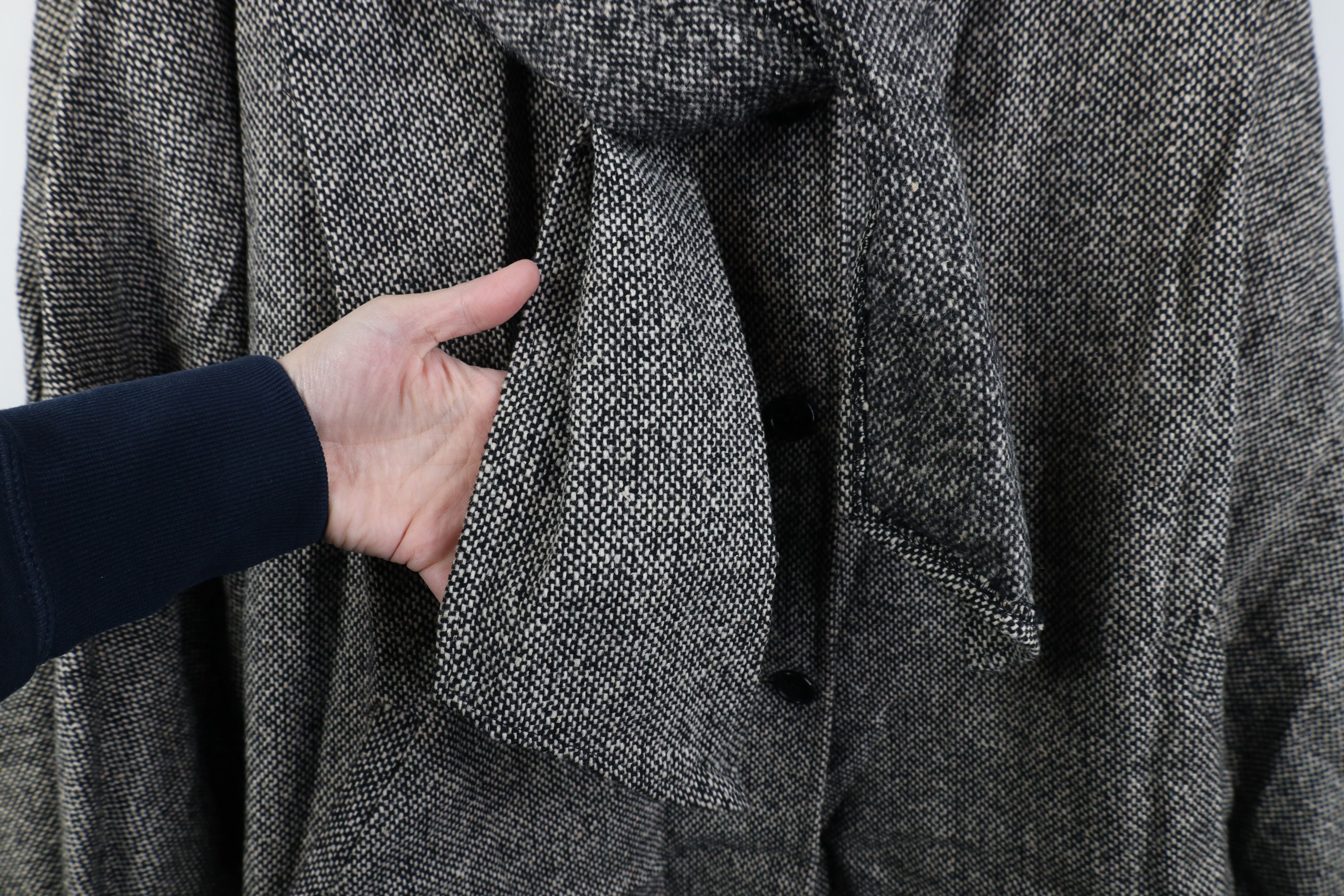 Vintage Vintage 90s Streetwear Wool Tweed Hooded Cape Jacket USA Size ONE SIZE - 4 Thumbnail