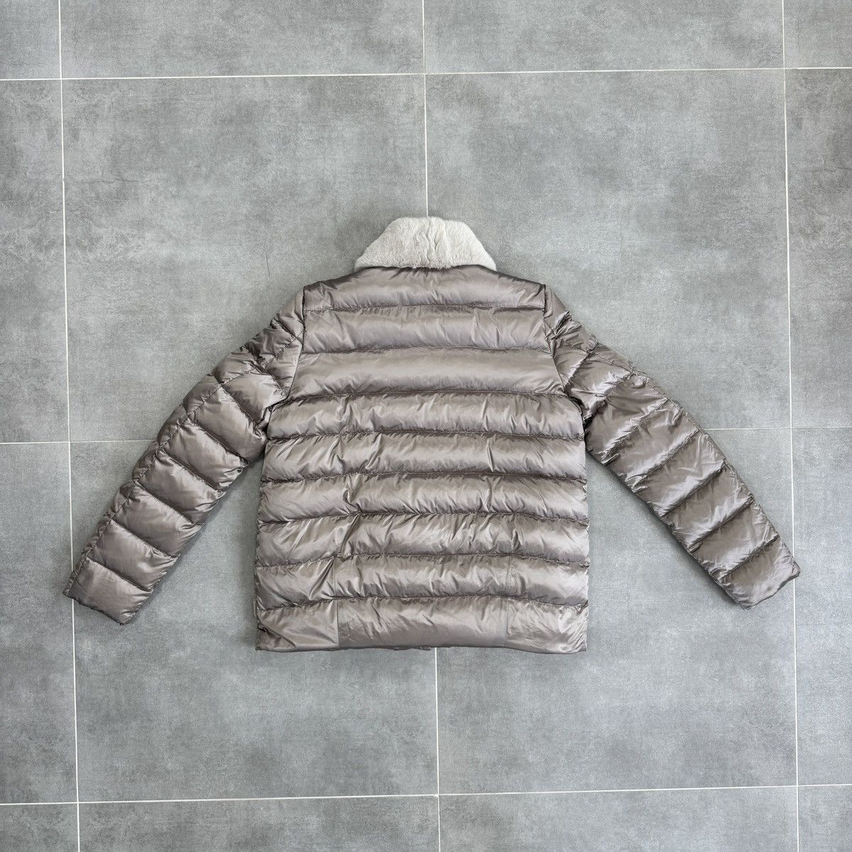 Moncler Authentic Moncler Cirse Women Puffer Down Jacket with Fur Size M / US 6-8 / IT 42-44 - 21 Thumbnail