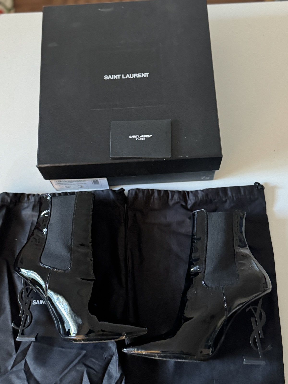 Yves Saint Laurent Yves Saint Laurent Ankle Chelsea Signature Boots Size US 7 / IT 37 - 8 Thumbnail
