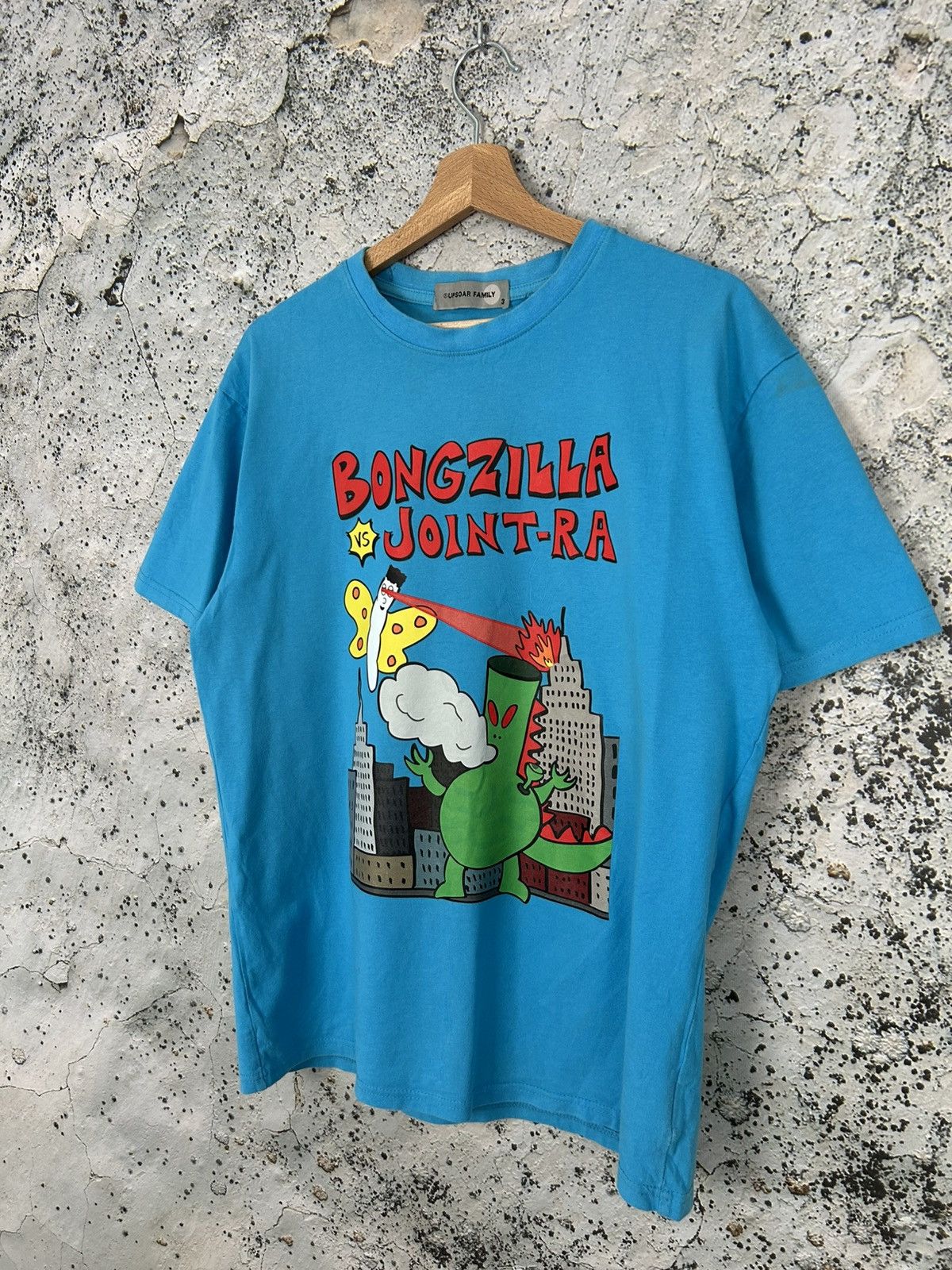 Vintage Vintage Bongzilla vs Joint-Ra Graphic Tee Humor Stoners Hype Size US L / EU 52-54 / 3 - 2 Thumbnail