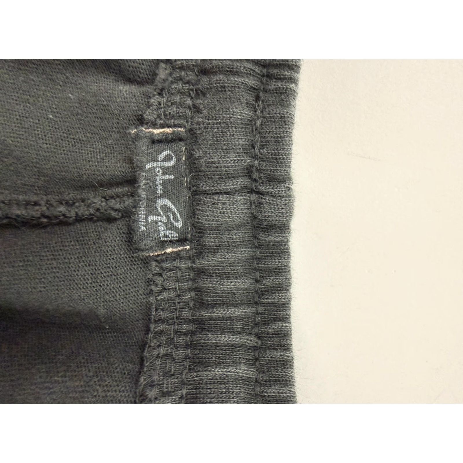 Vintage J. Galt Womens Small Black Knit Sweatpants Drawstring Elastic Waist Lounge Pants Straight Leg Casual Size 28" / US 6 / IT 42 - 2 Thumbnail